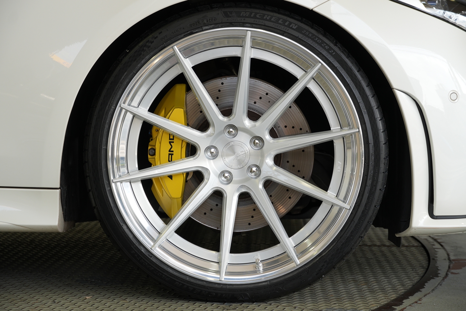 メルセデスベンツ　AMG　CLS53　CLS43　カスタム　鍛造ホイール　21インチ　BCフォージド　ローダウン