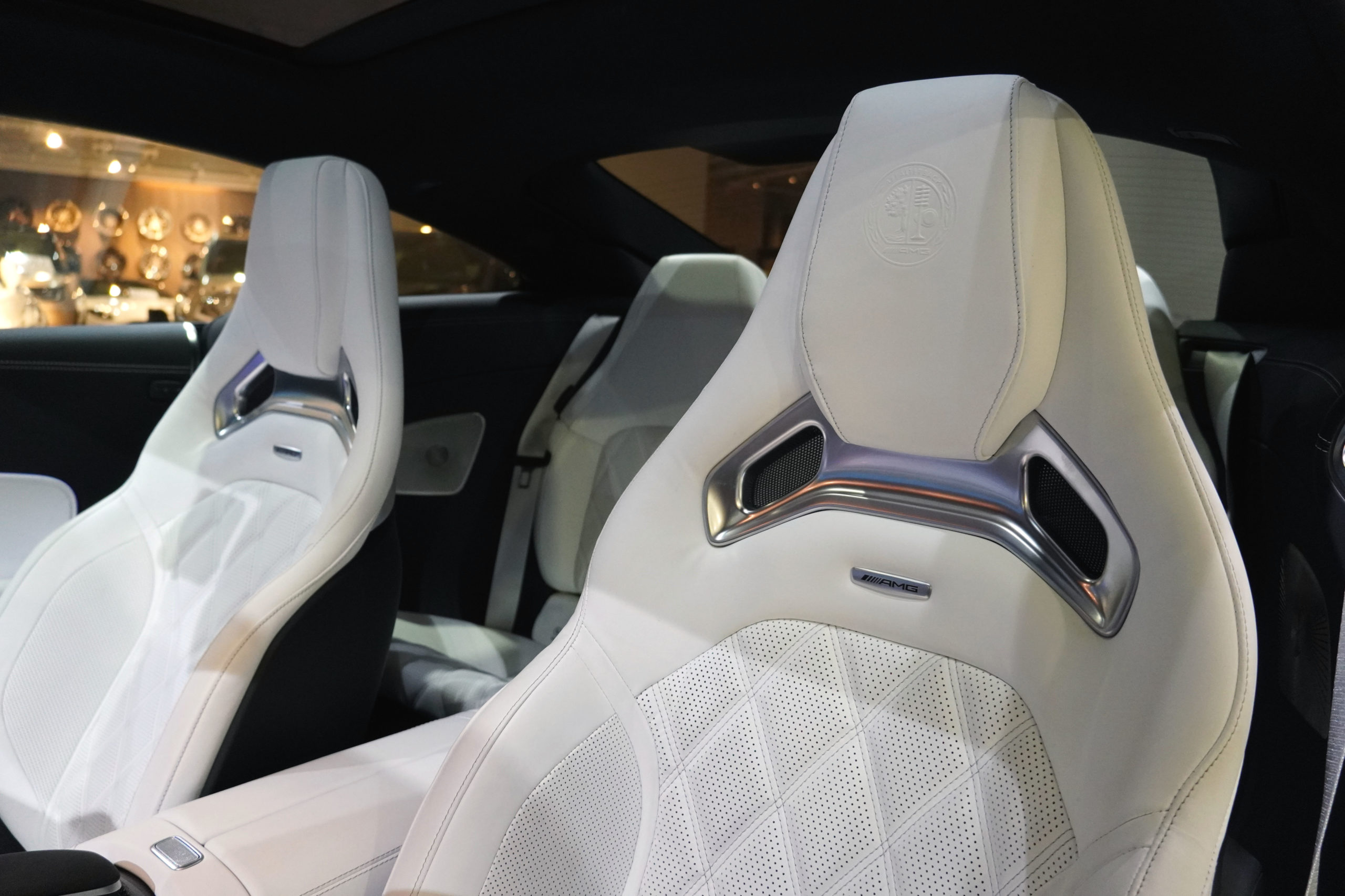 Mercedes AMG GT63 メルセデスAMG 輸入車 販売 買取 カスタム ドレスアップ bond ボンド 東京 