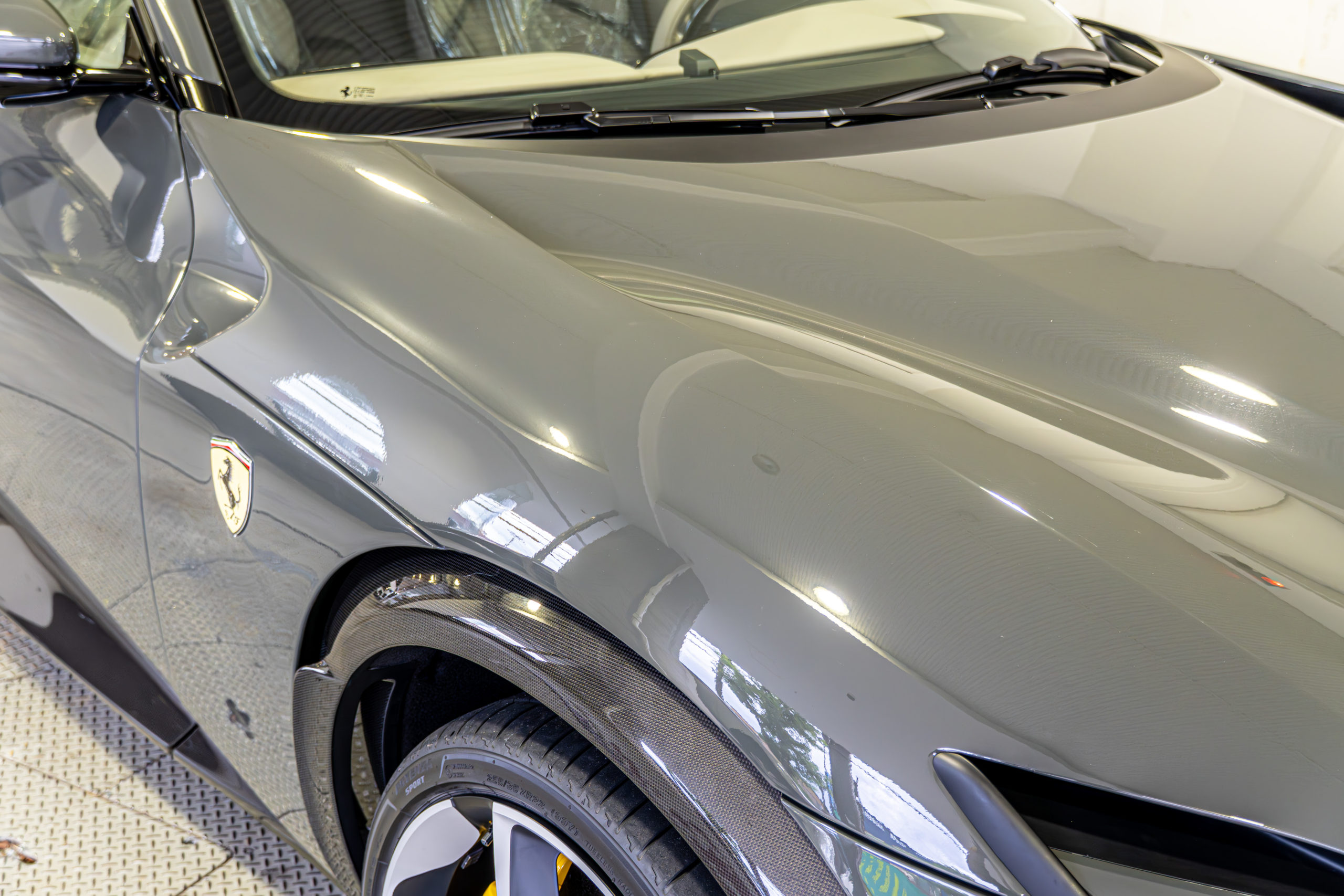 FERRARI PUROSANGUE フェラーリ　プロサングエ プロテクションフィルム グリジオスクーロ AL13 ANRKY HRE