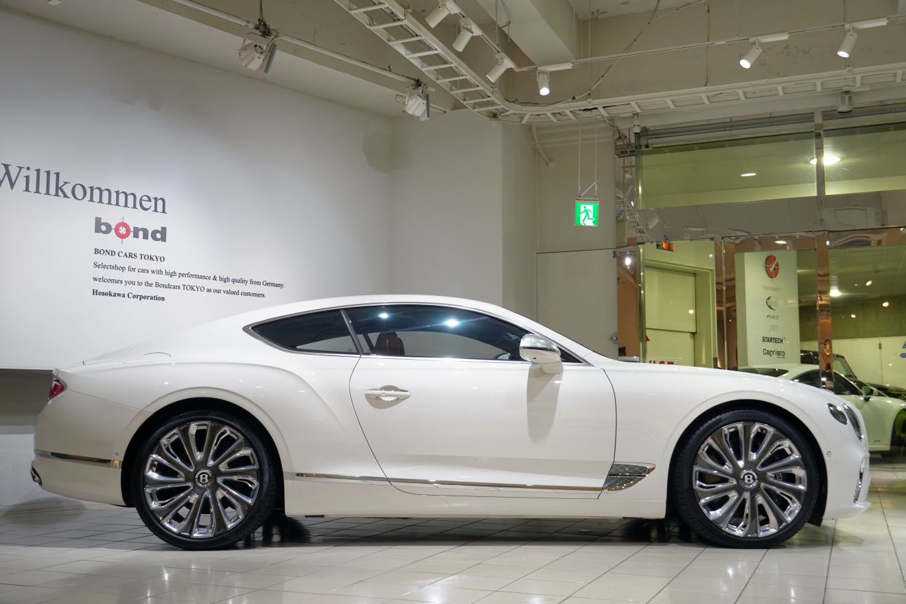 bond東京　コンチネンタルGT　V8　マリナー