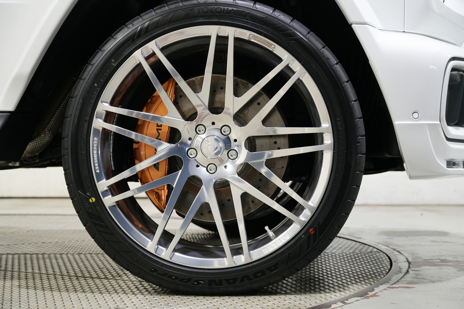 BRABUS カスタム ホイール 23インチ 24インチ 鍛造 フォージド