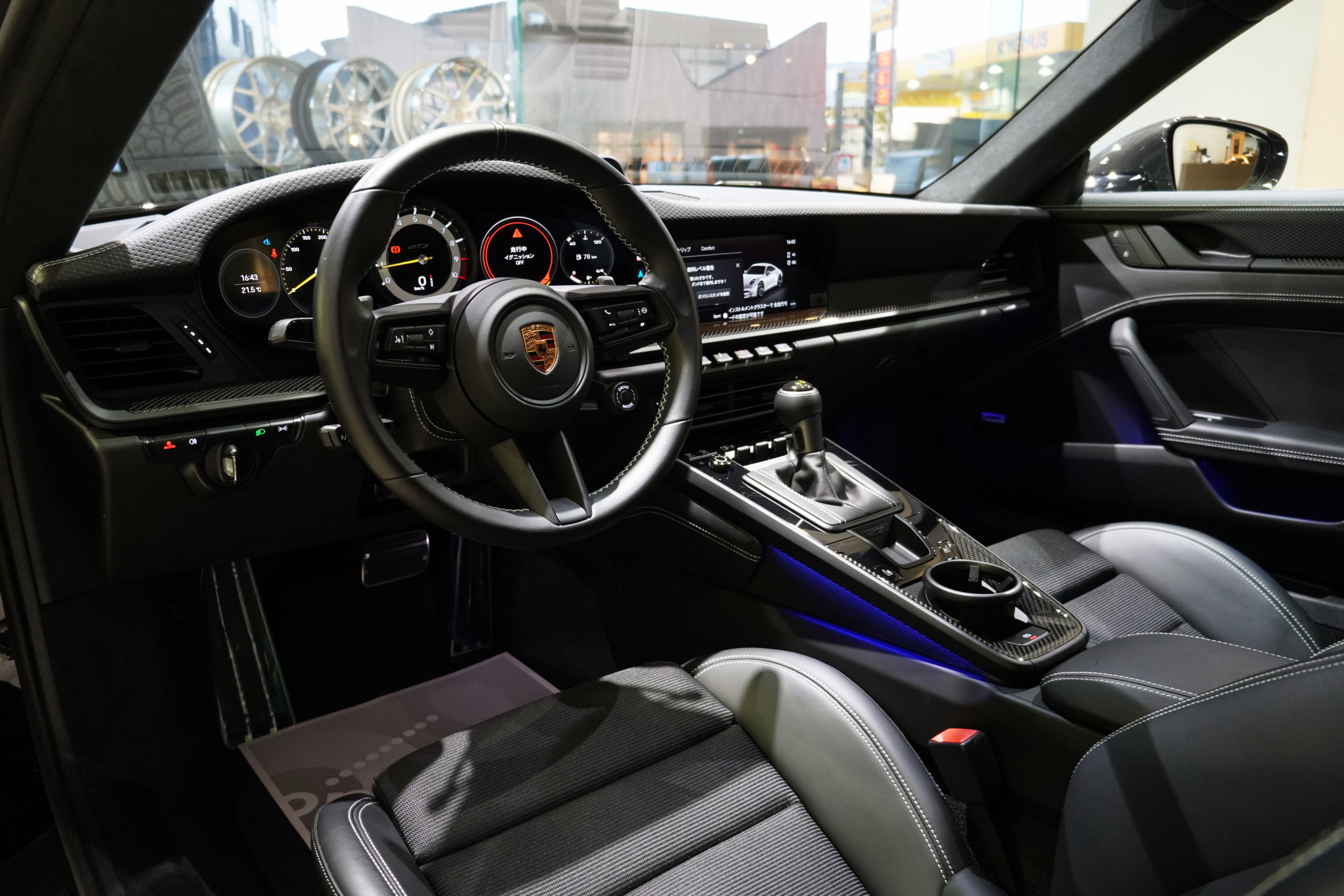 ポルシェ　992　GT3　ツーリング　左ハンドル　輸入車　販売　買取　カスタム　ドレスアップ　bond　ボンド　東京