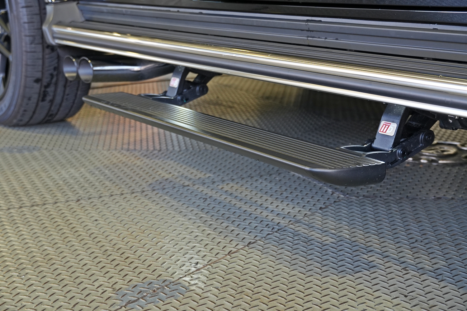 W465　W463A　Gクラス　電動ステップ　サイドステップ　乗り降り　