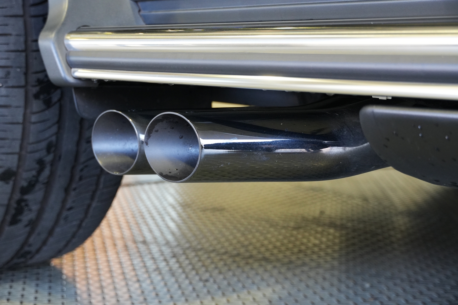 W465　G63　マフラー　車検対応　BRABUS　ブラック　カスタム