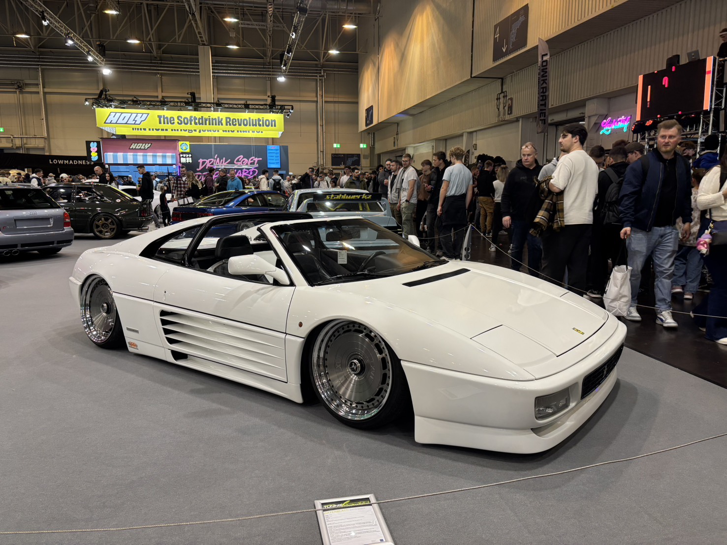 エッセンモーターショー　BMW BBS E36 E30 TECHART カイエン　MAGNUM