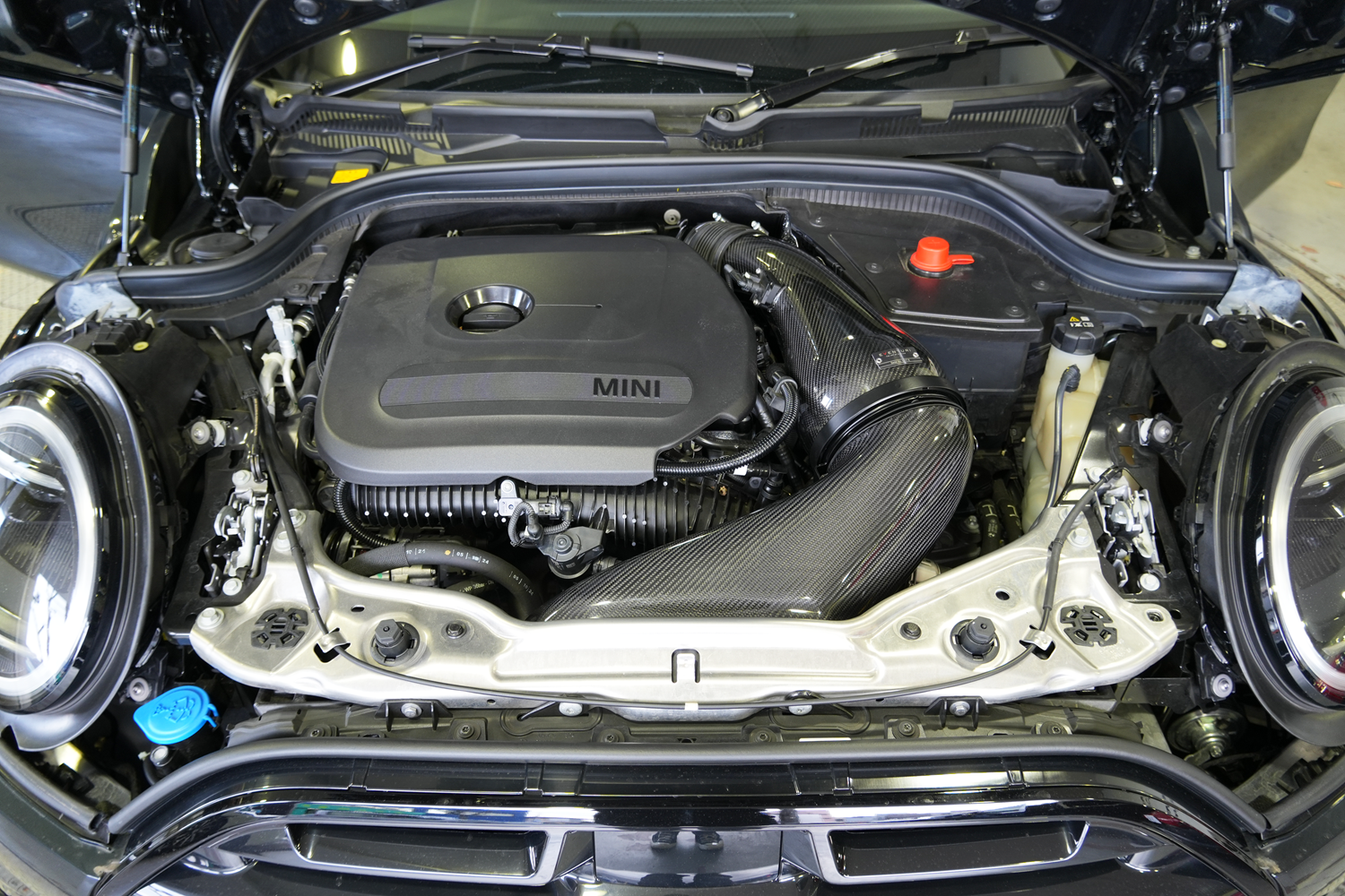 MINI　F67　F66　エアインテーク　カーボン　ラムエアー　エアクリ　カスタム　チューニング