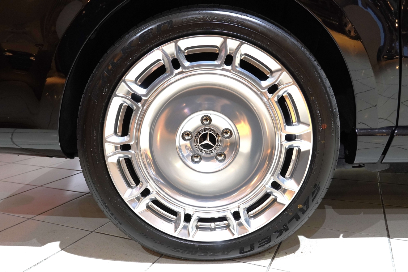 Mercedes-Benz V220d ExclusiveLong PlatinumSuite