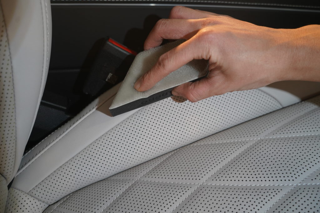 レザーコーティング、ジーテクニック、レザーガード、コーティング