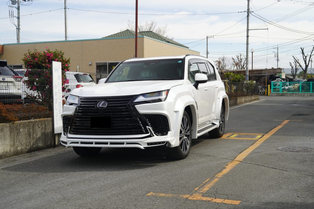 LEXUS　LX700ｈ　LX600　WALD　ﾎﾞﾃﾞｨｷｯﾄ