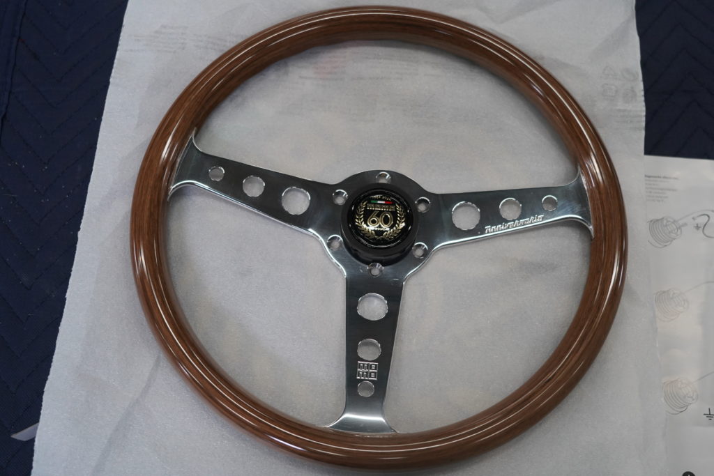 MINI ステアリング R55 ボンドボディ MOMO