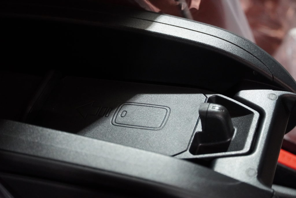 MINI、クロスオーバー、countryman、cooper、coopersd、ワイヤレスチャージ