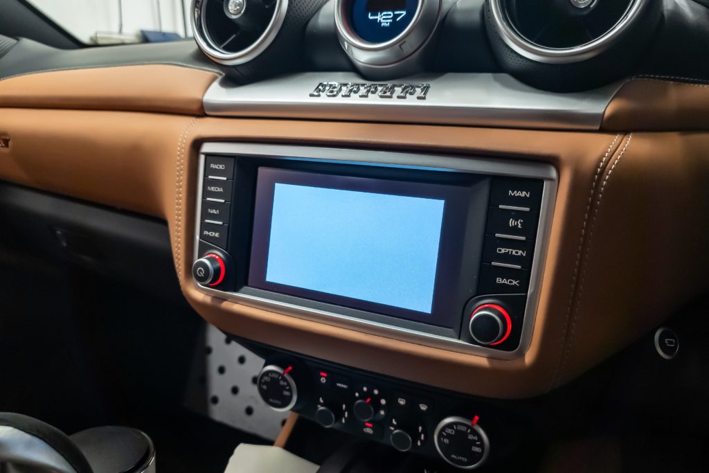 Ferrari CaliforniaT フェラーリ カリフォルニアT バックカメラ 修理 交換 bond 浦和