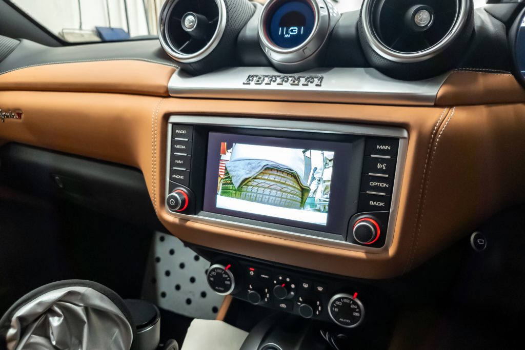 Ferrari CaliforniaT フェラーリ カリフォルニアT バックカメラ 修理 交換 bond 浦和