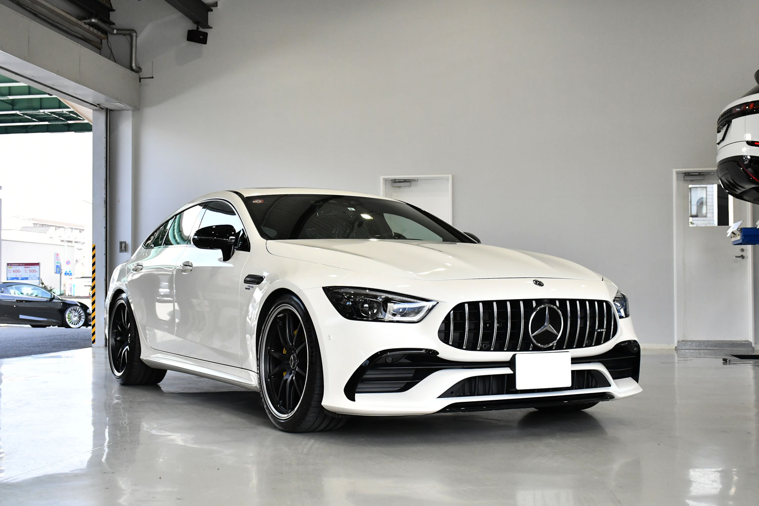 Mベンツ126SEL-AMGエヤロセツト販売 メルセデス‐AMG E53 ハイブリッド 4MATIC+ エディション1 | メルセデス
