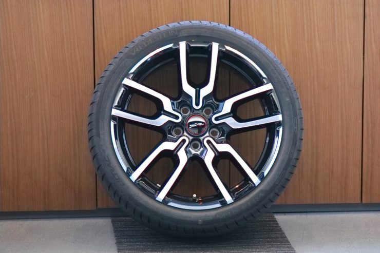 JCW 18″ 4本