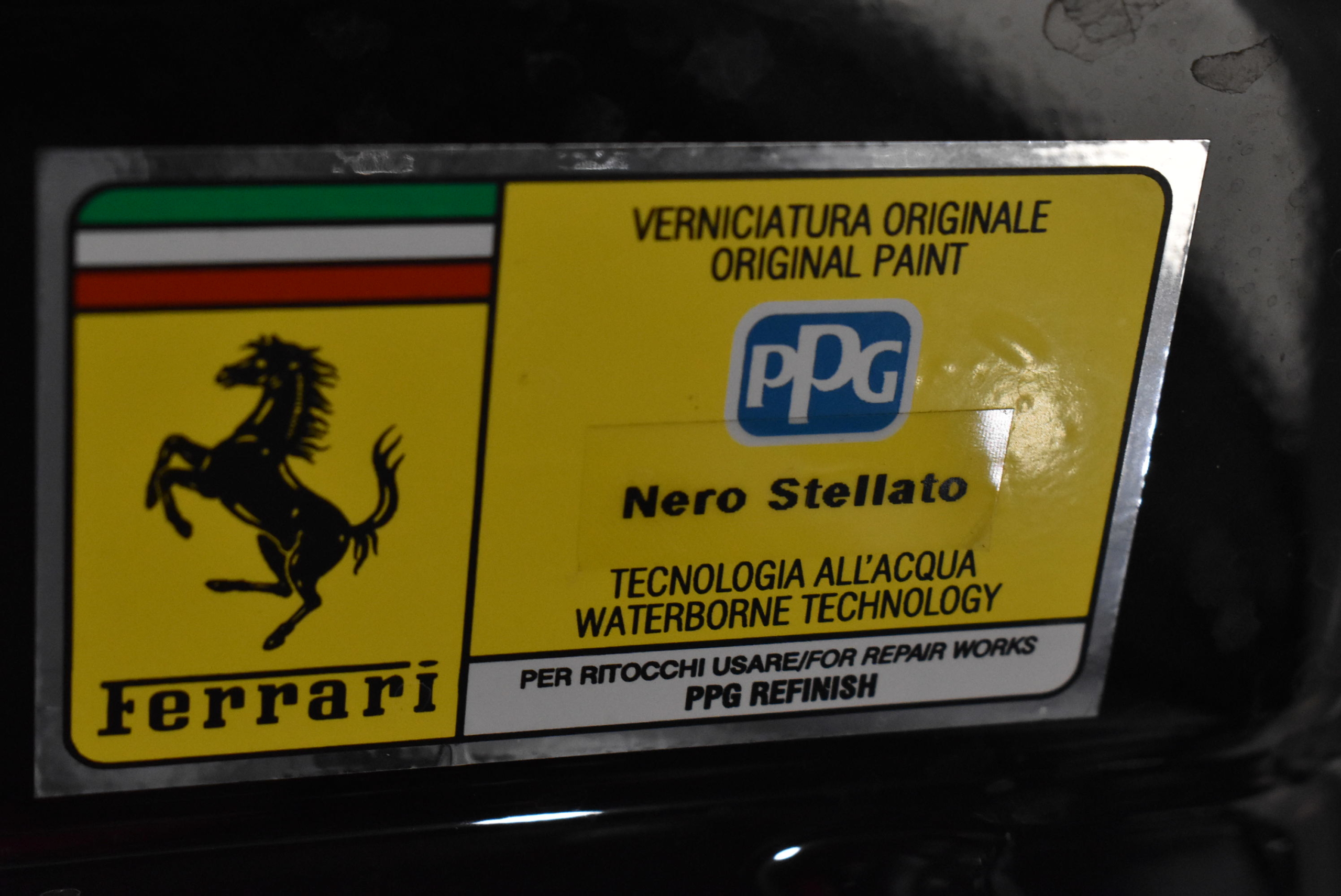 Nero Stellato　ボディカラー　812GTS