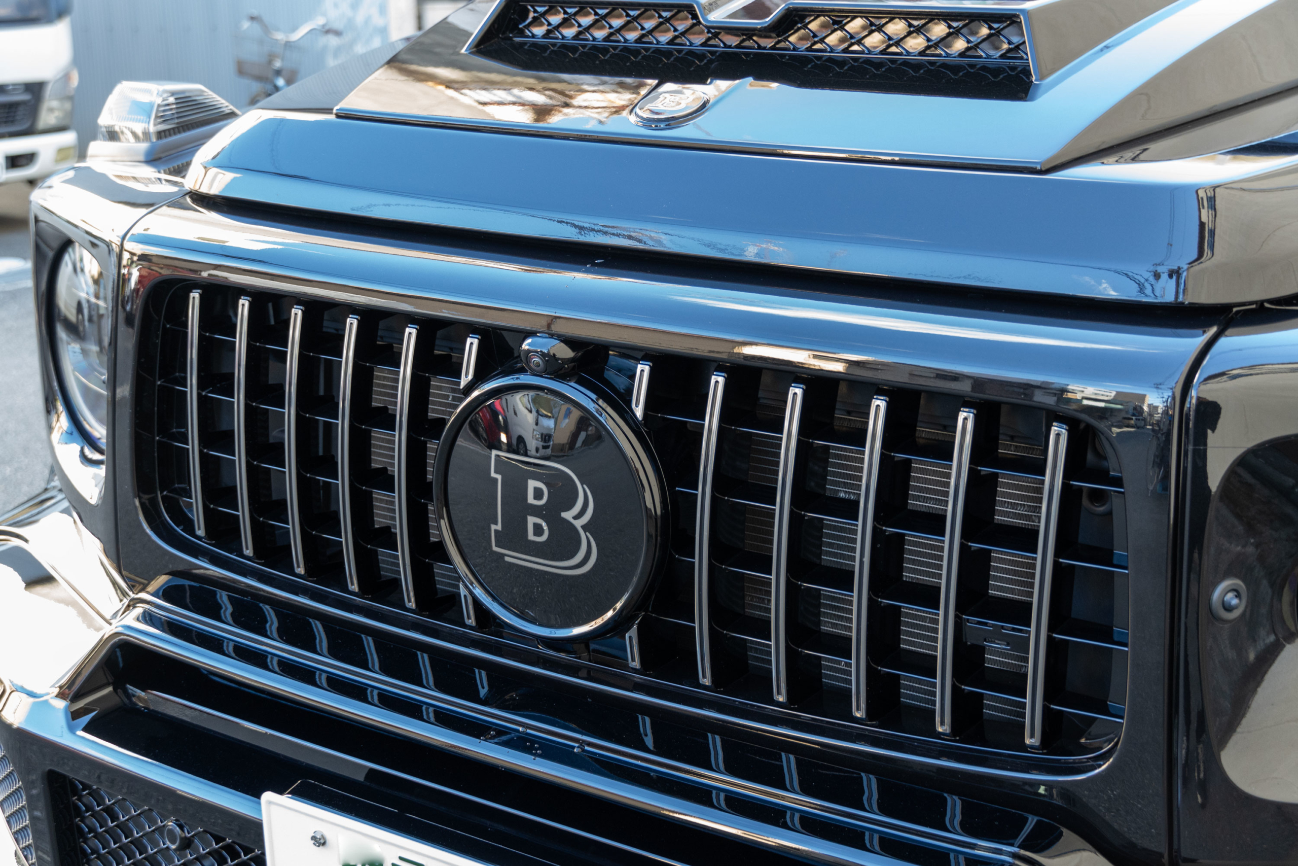 W463A G63　BRABUS　Grill logo for distronic　ｶｽﾀﾑ
