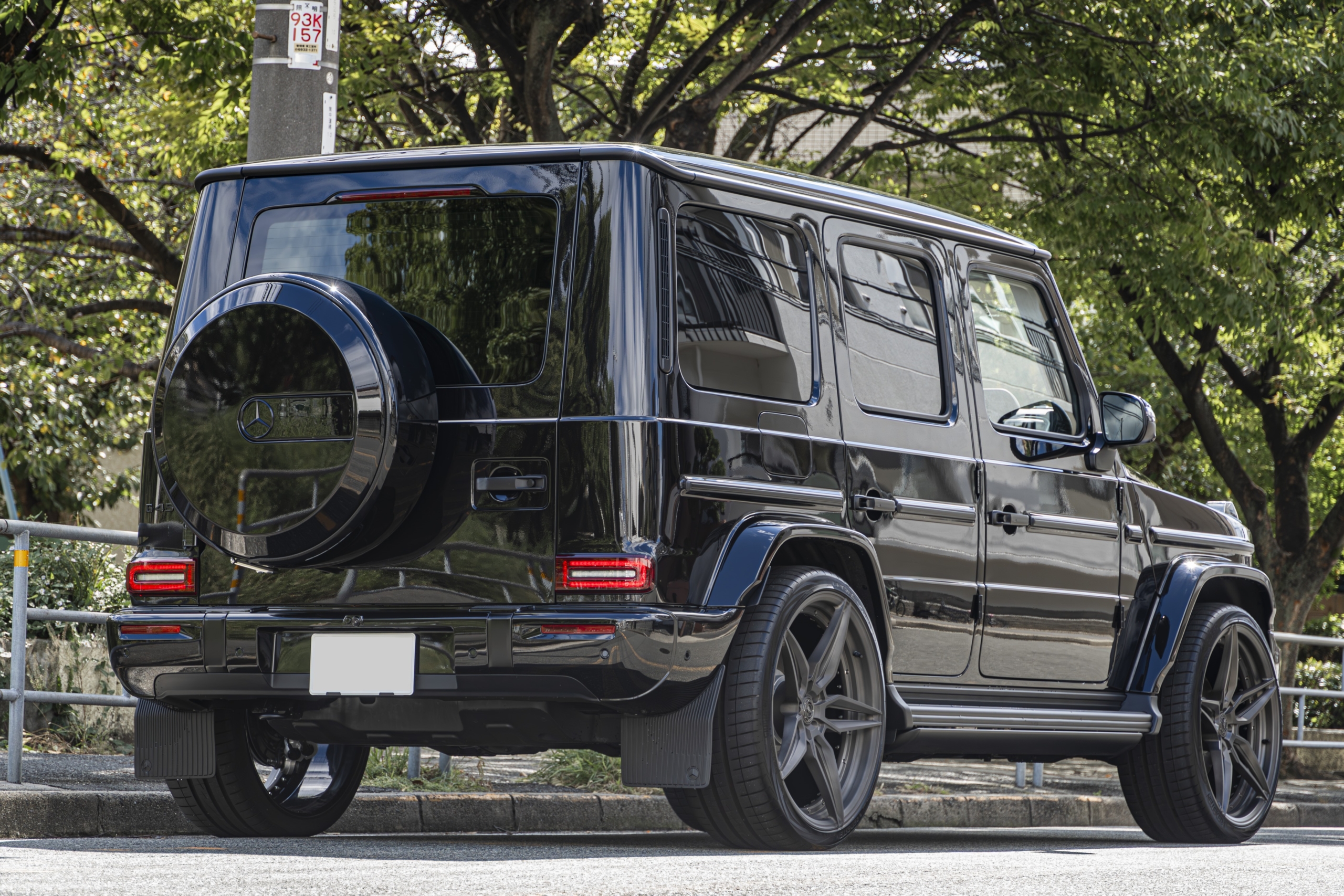 W465 G450d×ナイトPKG・ブラックアウト・電動ステップ・デジタルインナーミラー ボンド大阪