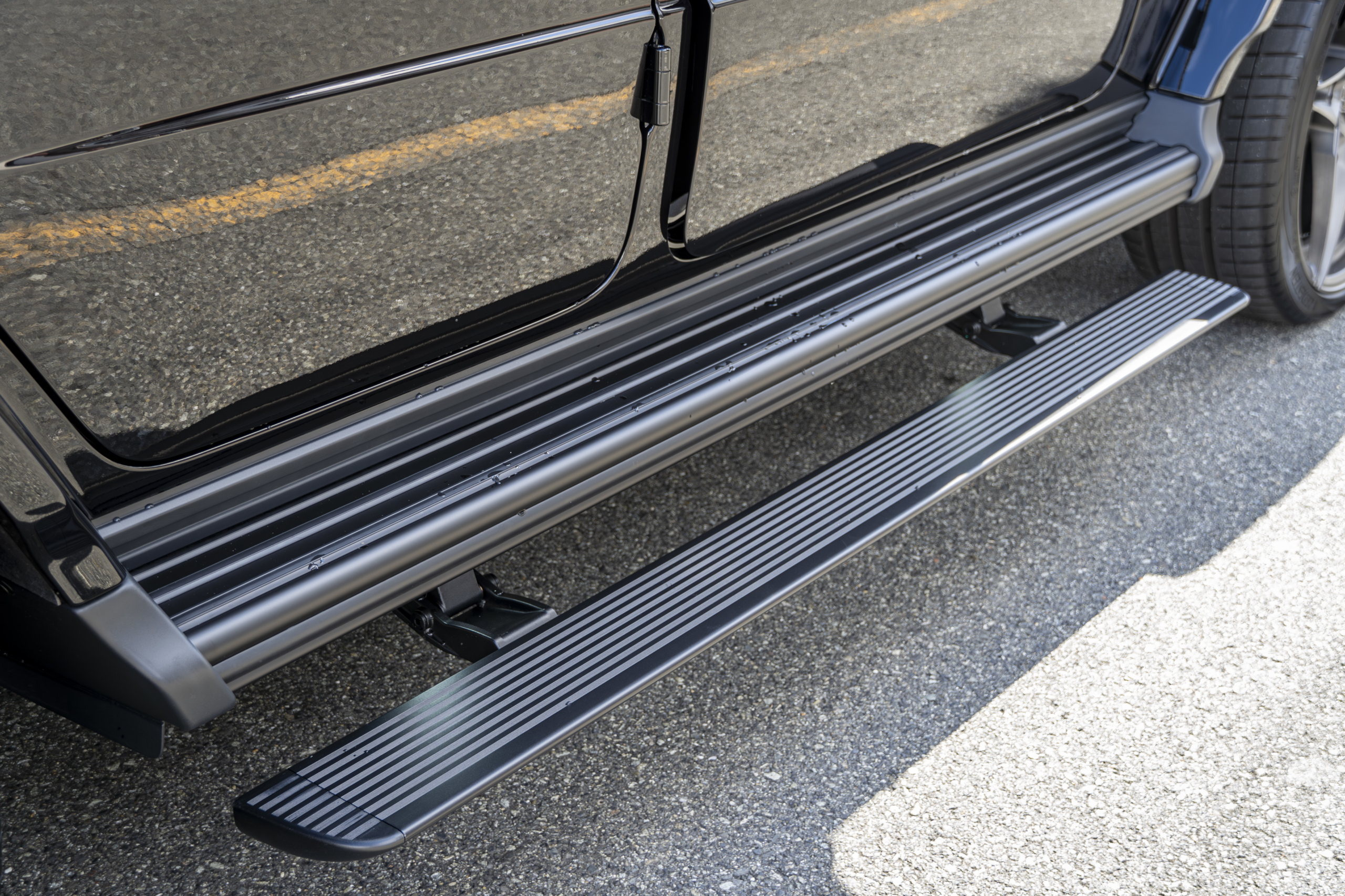 W465 G450d×ナイトPKG・ブラックアウト・電動ステップ・デジタルインナーミラー ボンド大阪