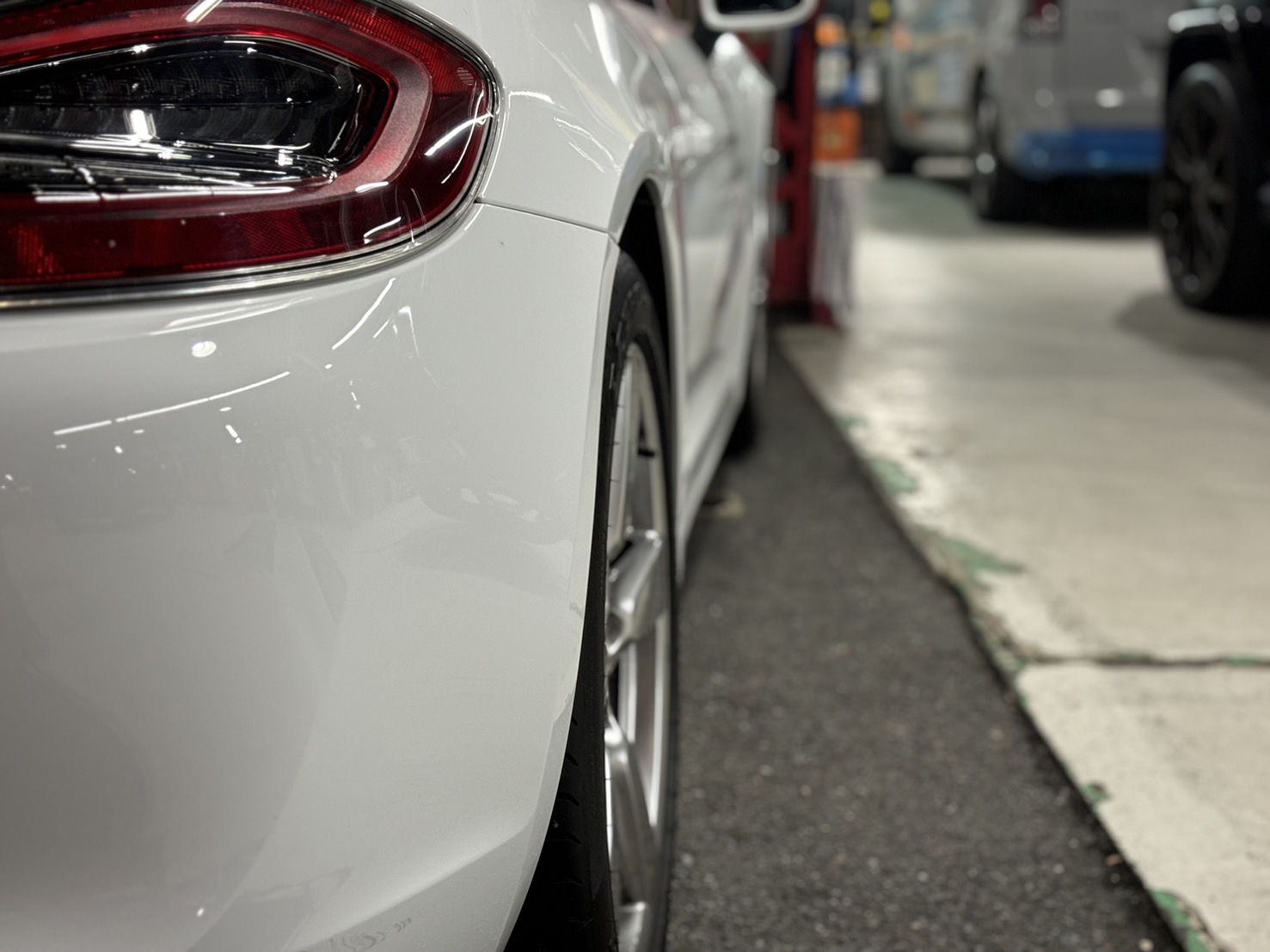 981ケイマン BCフォージド ACL05 bond大阪 ローダウン H&R ケイマン