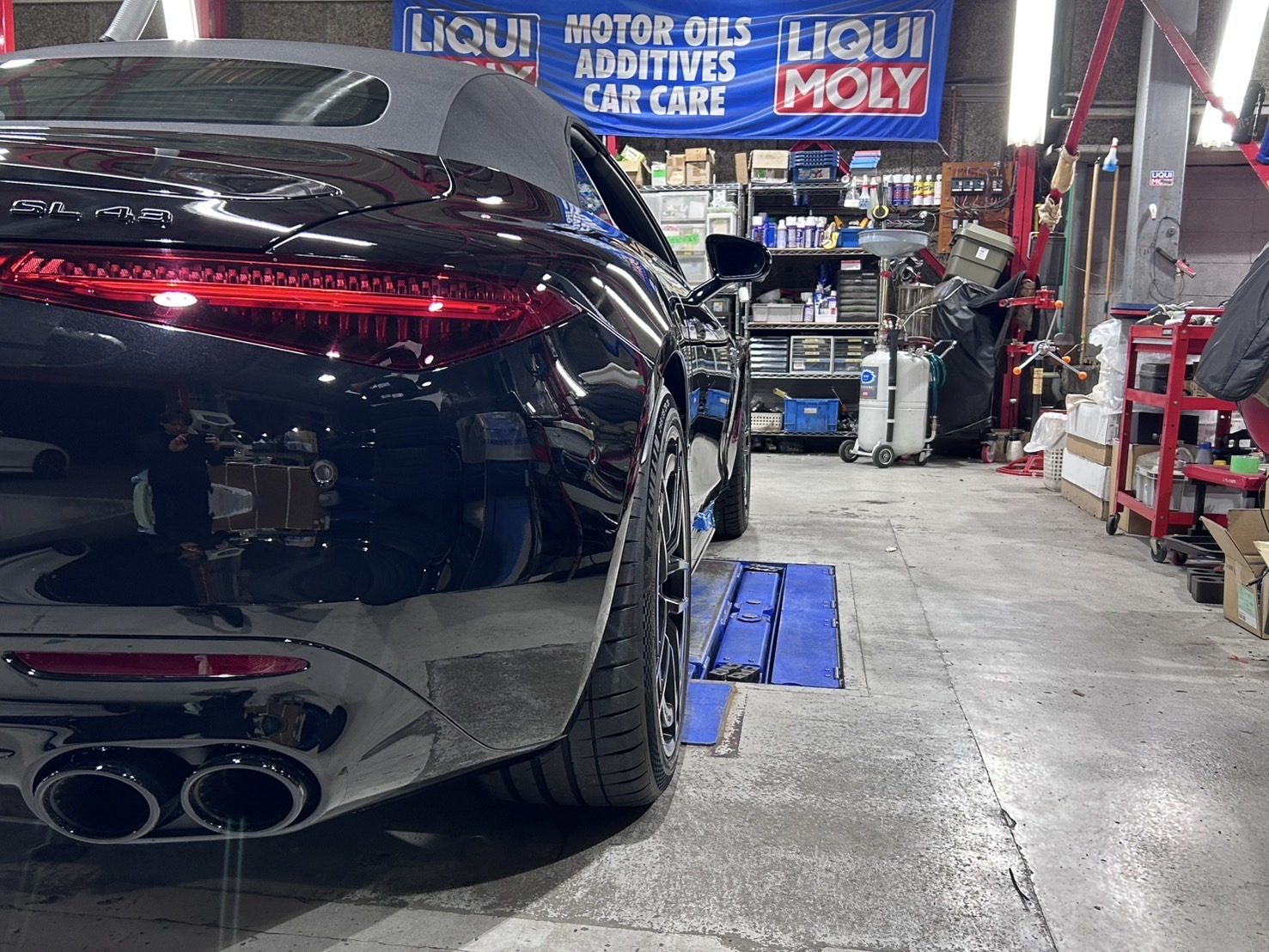 R232 AMG SL43 ブラックアウト