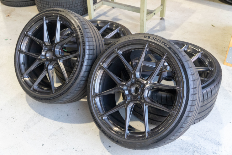 EH181 21/22″ ブラッシュドダークブラック