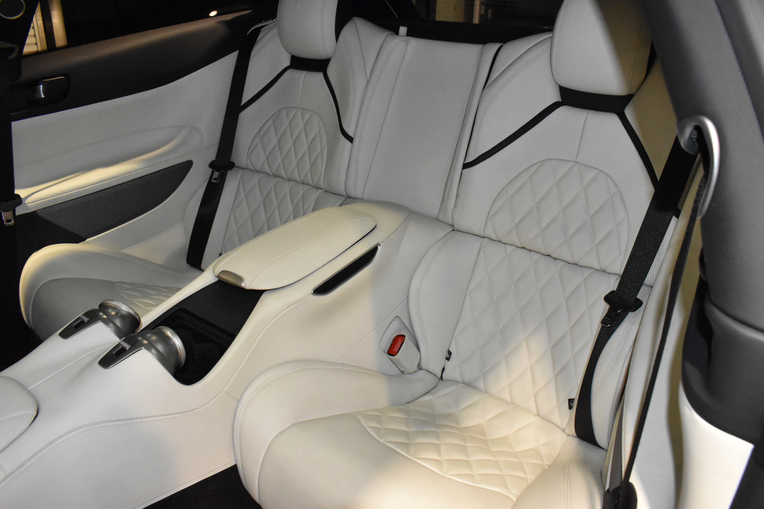 フェラーリ　GTC4Lusso　ルッソ　V12　４人乗り　ローダウン　カスタム　オプション多数　ボンドカーズ　ボンド大阪　新着入庫車両