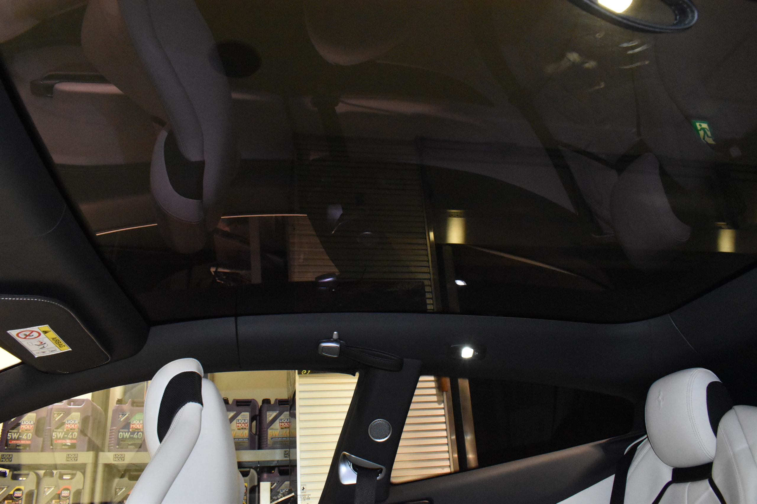 フェラーリ　GTC4Lusso　ルッソ　V12　４人乗り　ローダウン　カスタム　オプション多数　ボンドカーズ　ボンド大阪　新着入庫車両