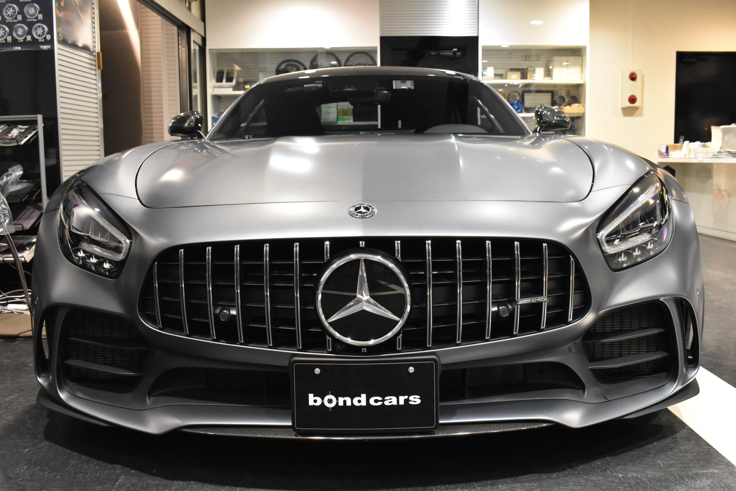 メルセデスAMG ベンツAMG GTR ボンド大阪 ボンドカーズ 新着入庫車両