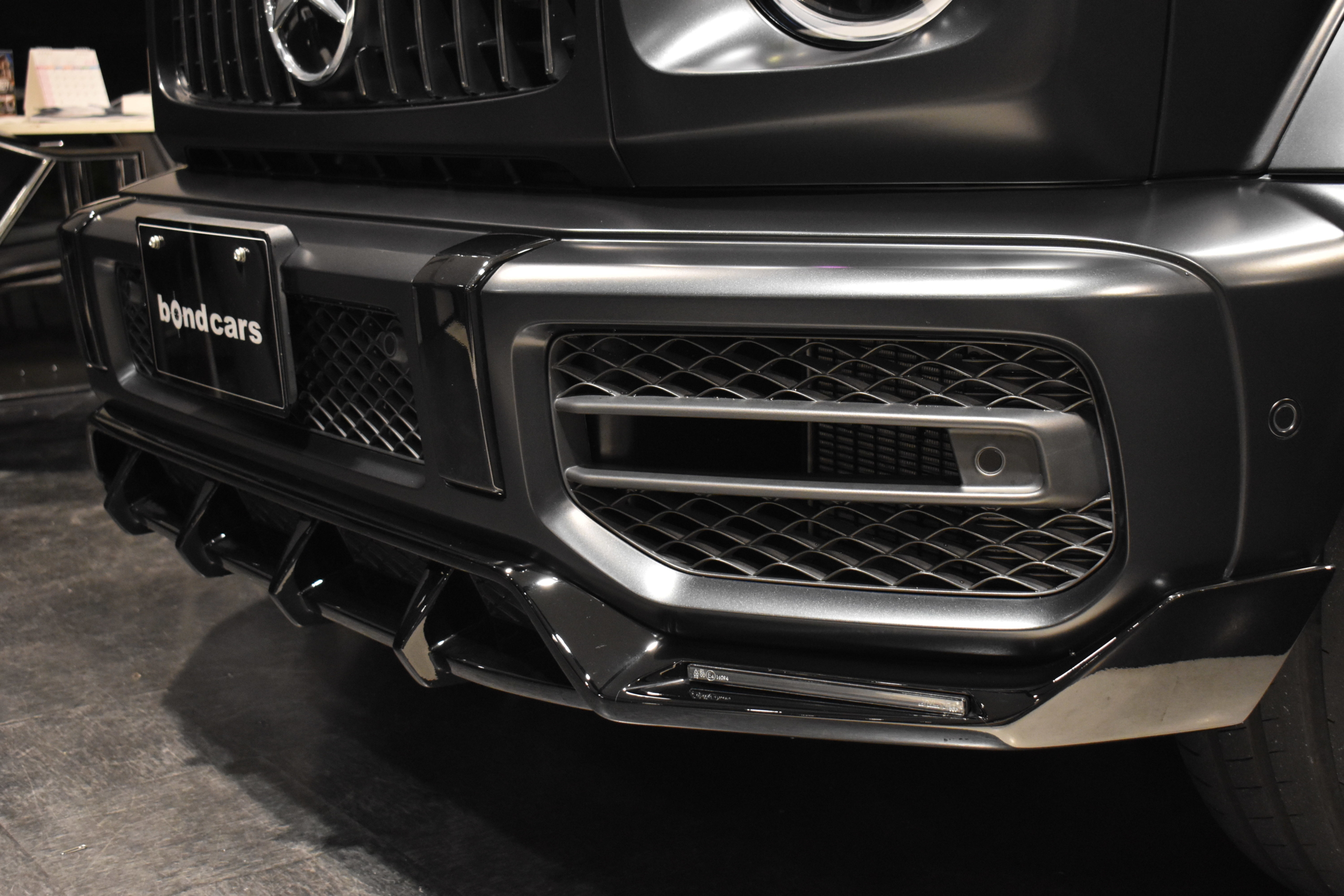 G63　マグノナイトブラック　レザーエクスクルーシブパッケージ　カーボンインテリア　TOPCARエアロ　VOSSEN23AW　電動サイドステップ　低ダストブレーキパッド