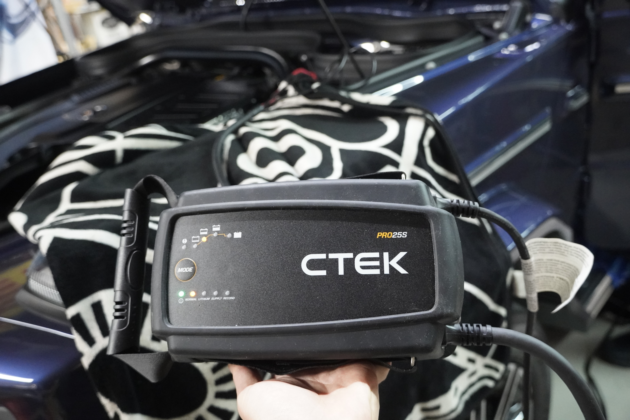 W465 W463A G63 G450d Gクラス　電動サイドステップ　カスタム