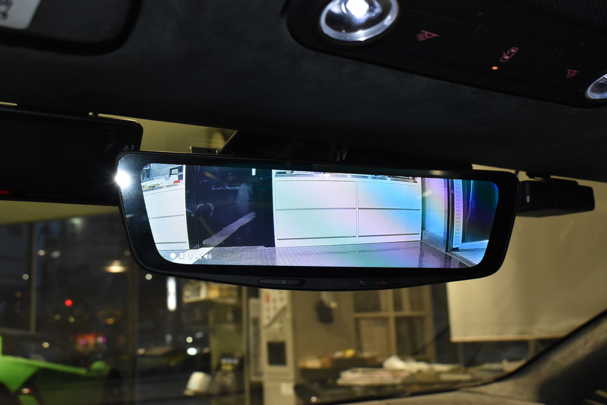 ランボルギーニ　ウラカン　テクニカ　新着入庫車両　ボンド大阪　ボンドカーズ