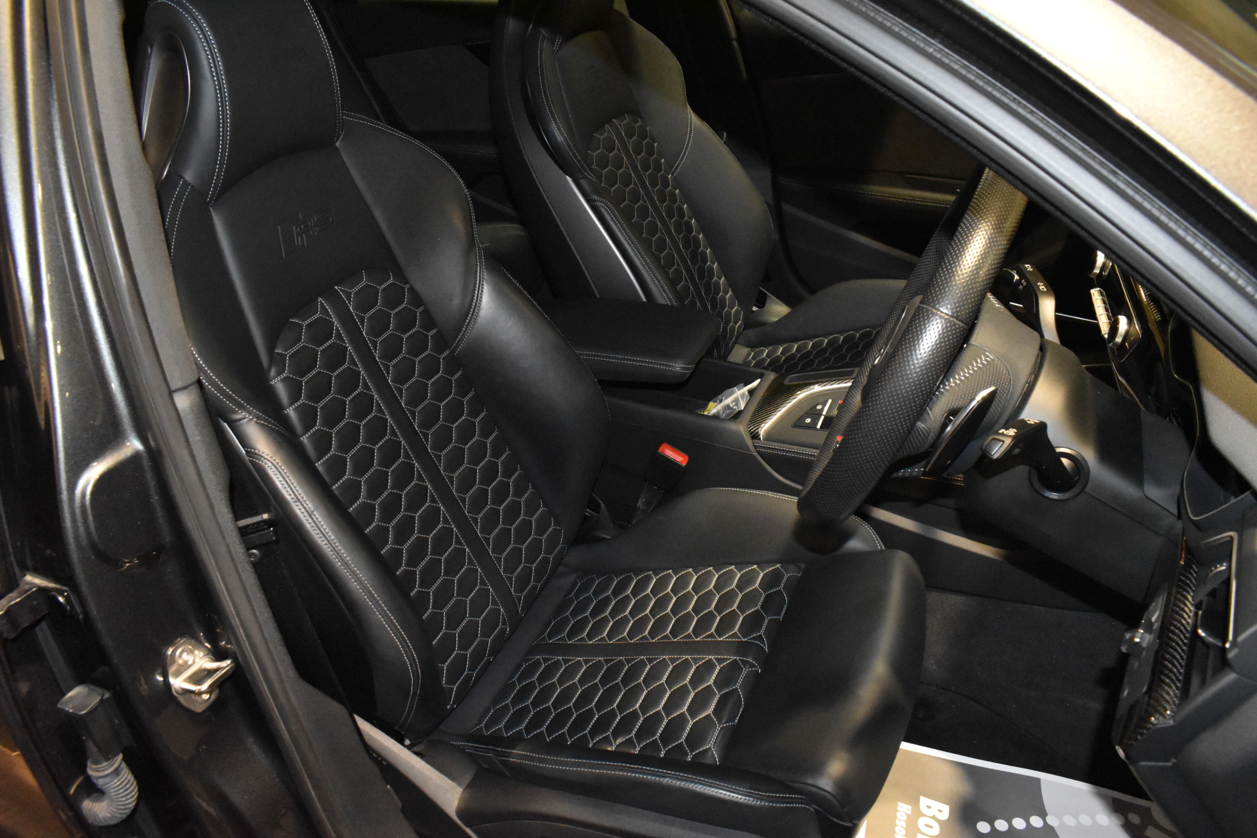 Audi RS4Avant アシスタンスパッケージ RSスポーツエキゾーストシステム HREホイール KW-HAS マクストンフロントスポイラー