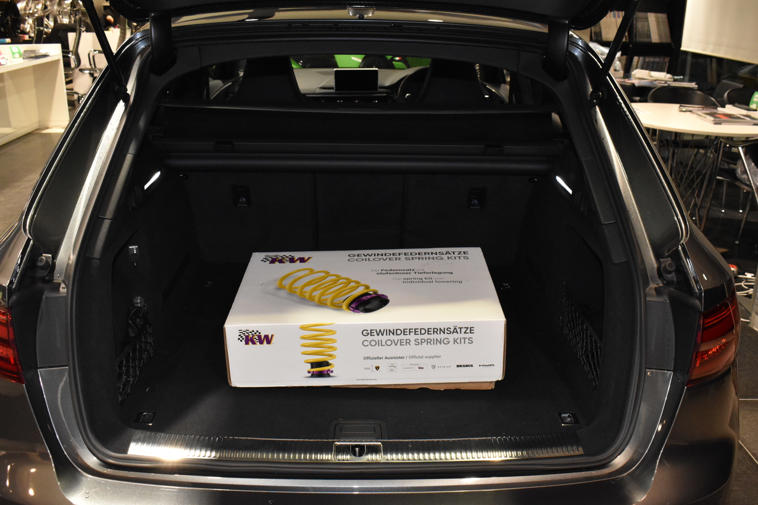 Audi RS4Avant アシスタンスパッケージ RSスポーツエキゾーストシステム HREホイール KW-HAS マクストンフロントスポイラー