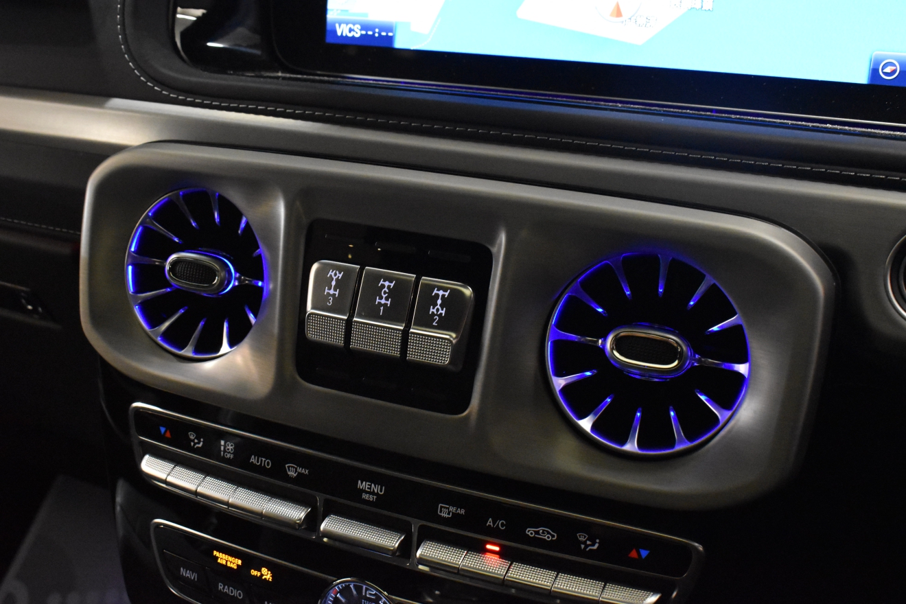 Mベンツ　AMG　G63　ブラバスリップ　エディション22インチAW　電動サイドステップ　NEWPRICE　ボンド大阪　ボンドカーズ　ボンドグループ