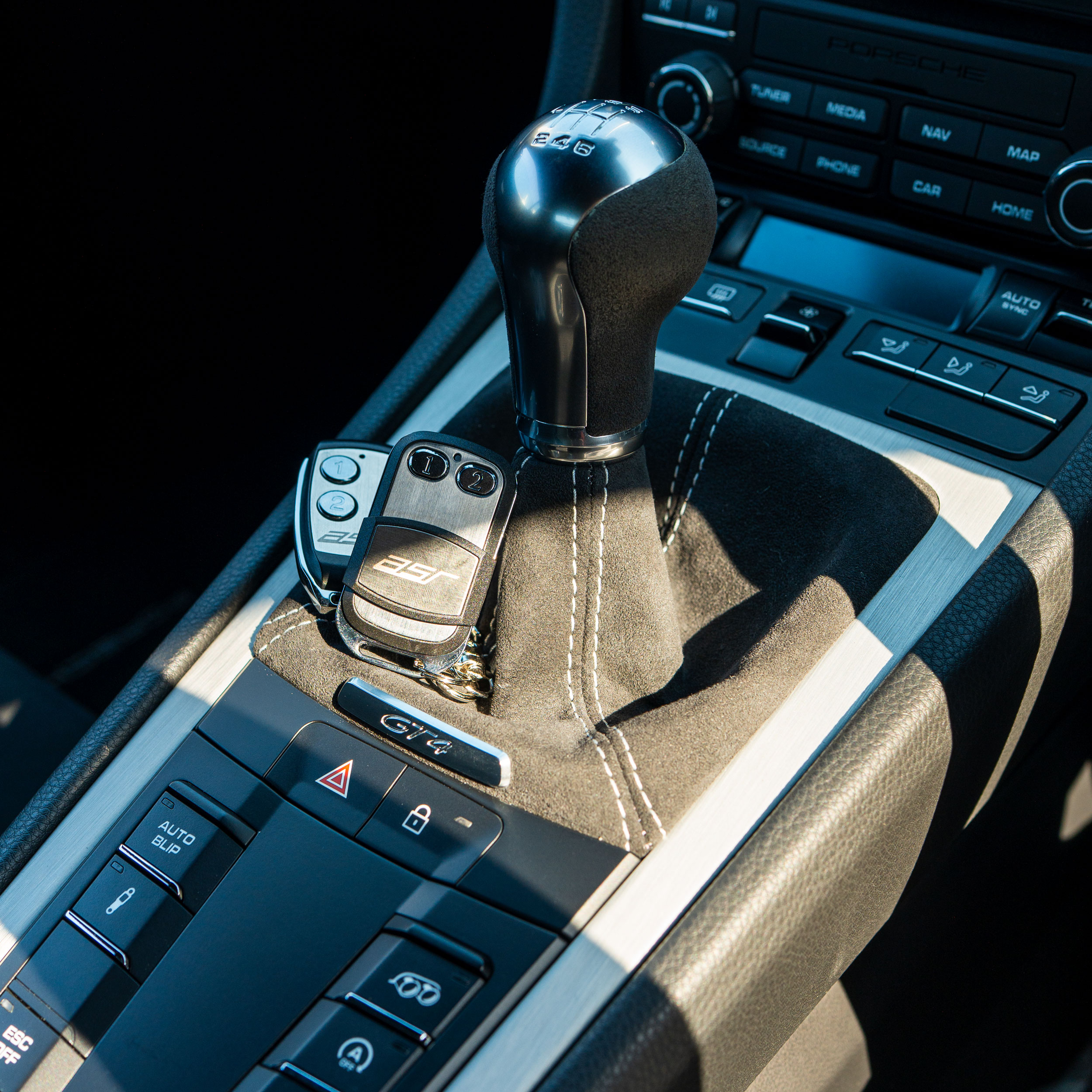 718 ケイマン GT4 RECARO マグネシウム鍛造 ホイール カスタム