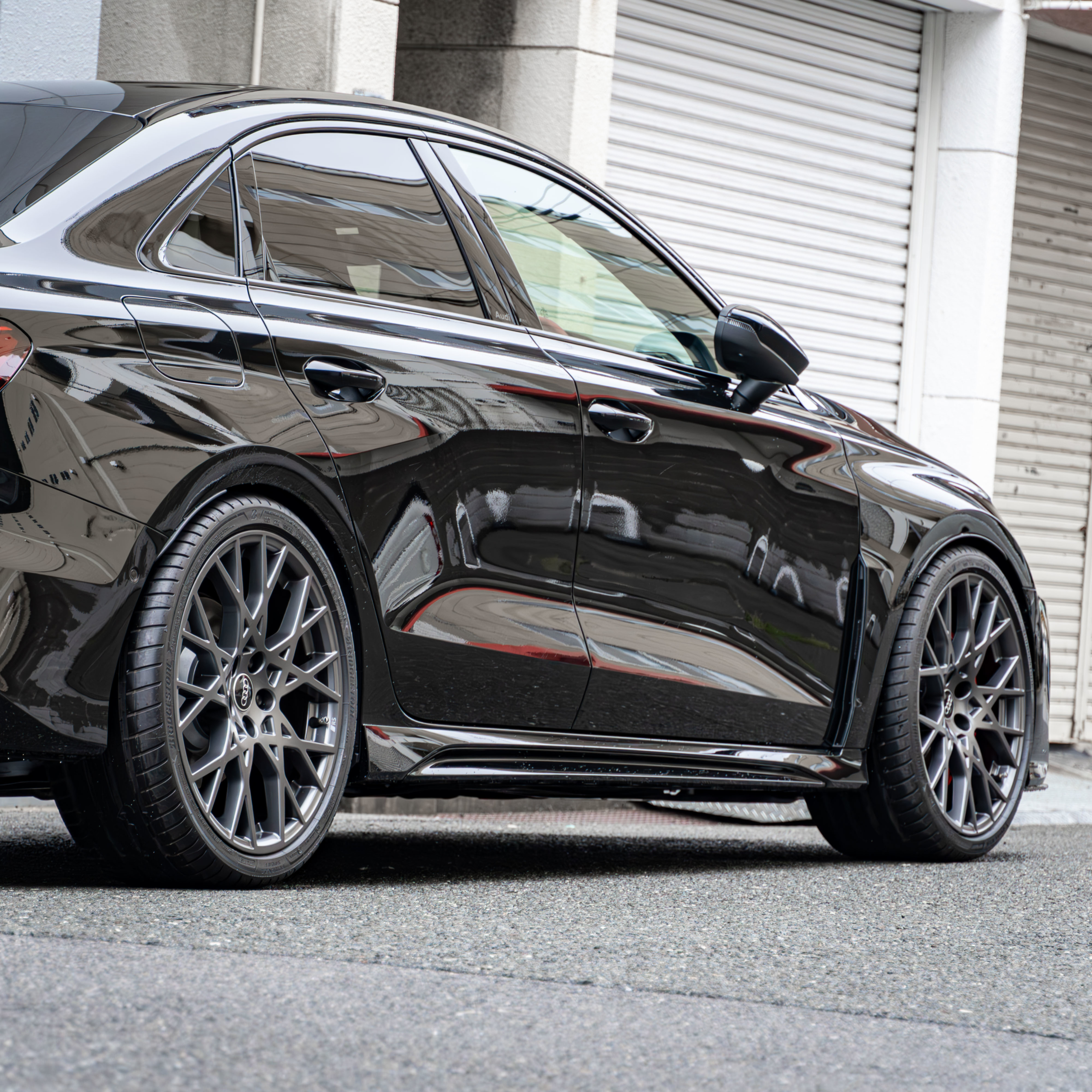 AUDI RS3 8Y 後期 sedan×KW HAS・スペーサー・add Performance・STEK・煌コーティング・カーボンパーツetc. ボンド大阪