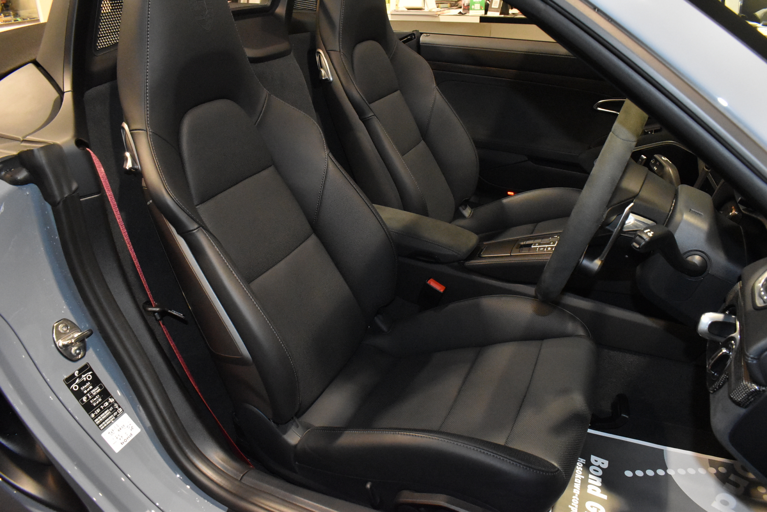 718 Boxster 　GTS4.0　アークティックグレー　右H　スポクロ　スポエグ　ACC　PDLS+LEDヘッドライト　カーボンインテリアPKG Race-Tex　インテリアレザーアイテム　シートベンチレーション 