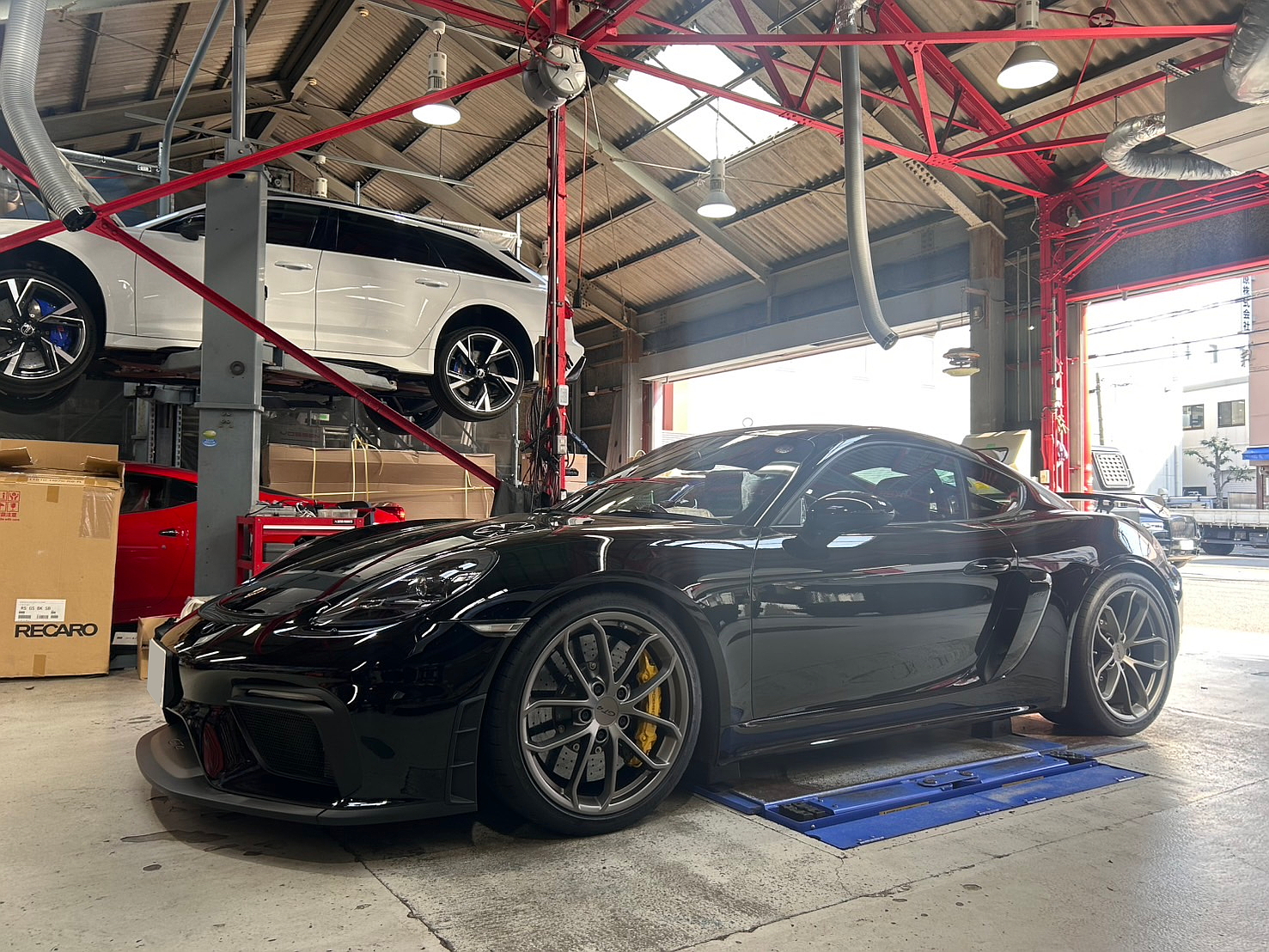 718 ケイマン GT4 RECARO マグネシウム鍛造 ホイール カスタム