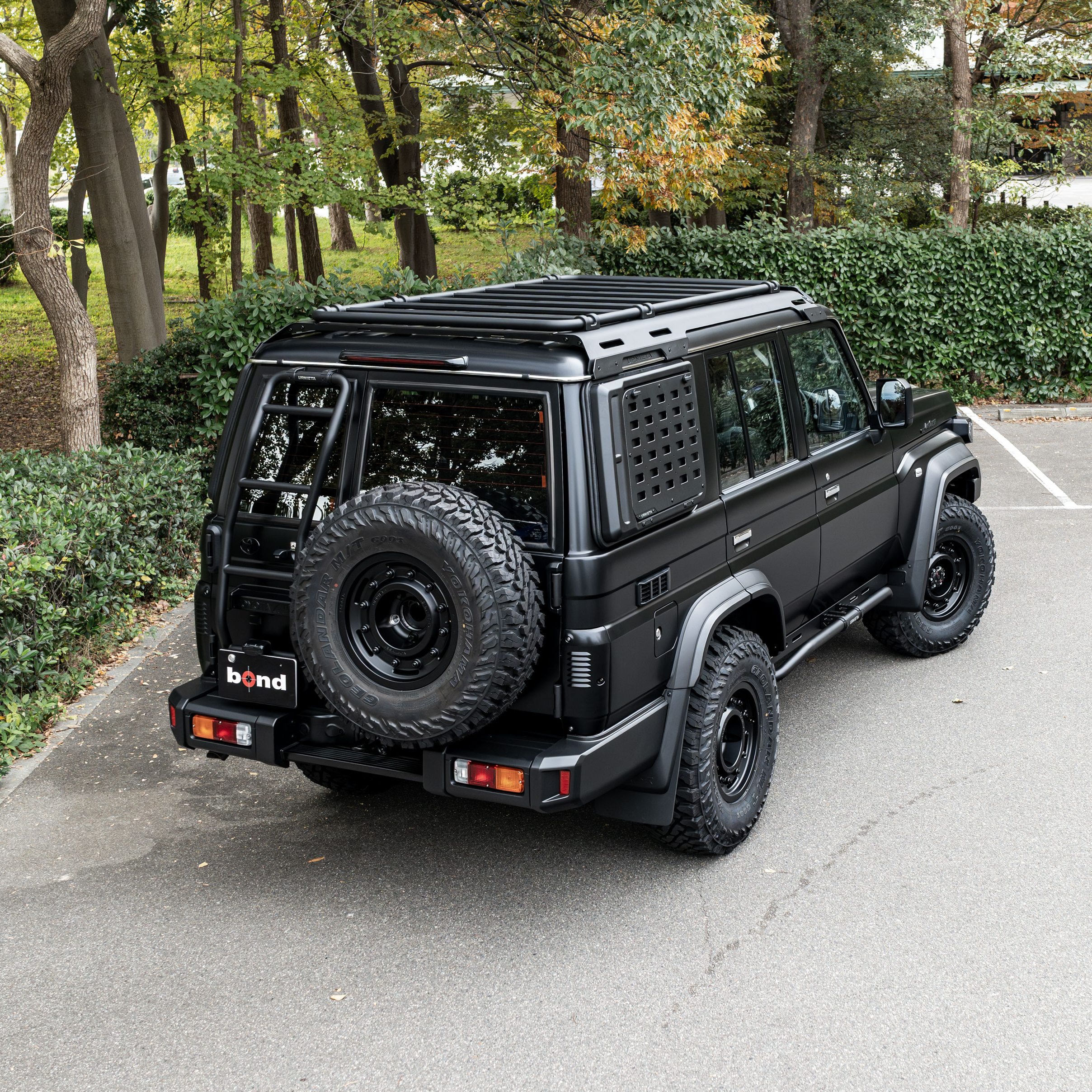 ランドクルーザー70 URNIETA カスタム