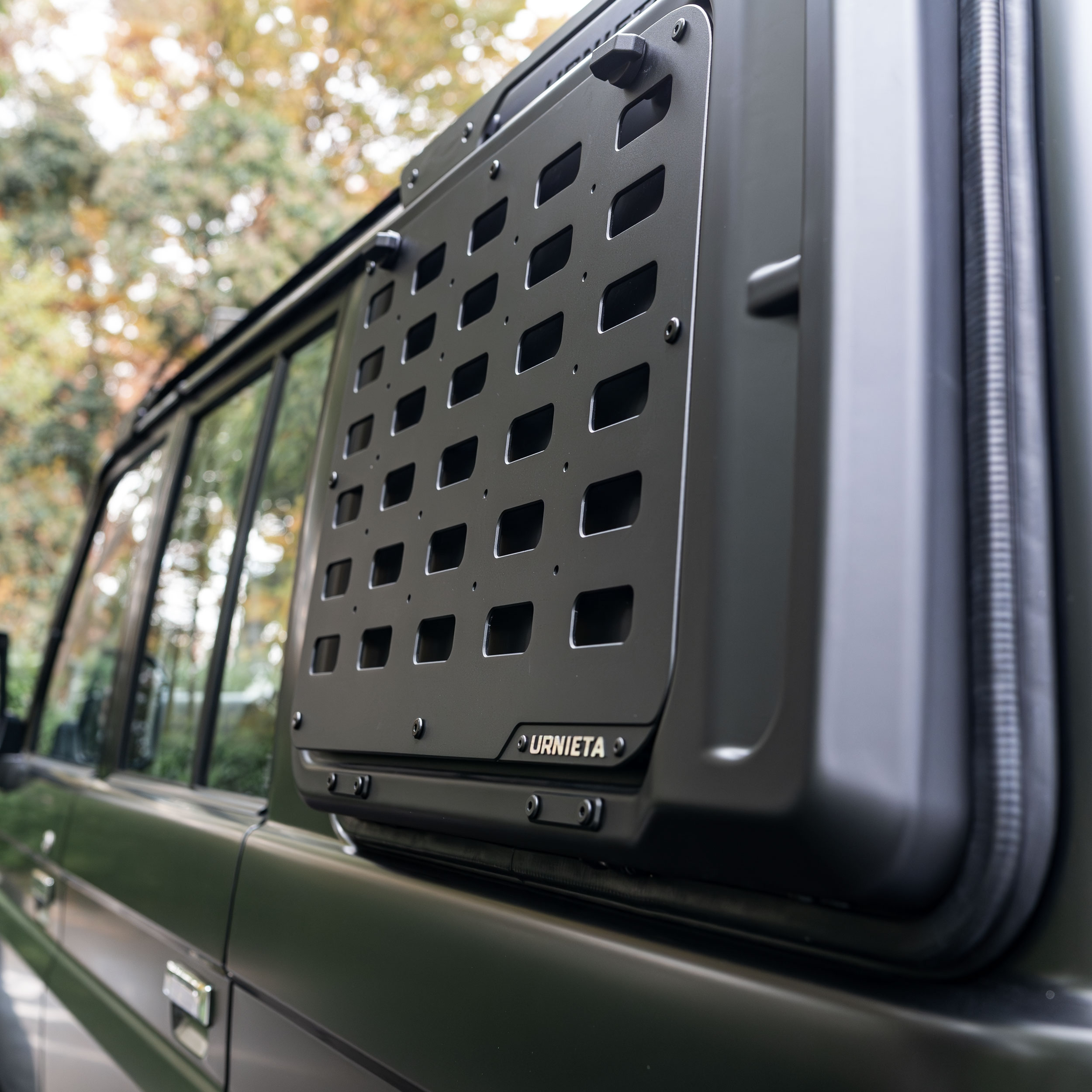 ランドクルーザー70 URNIETA カスタム