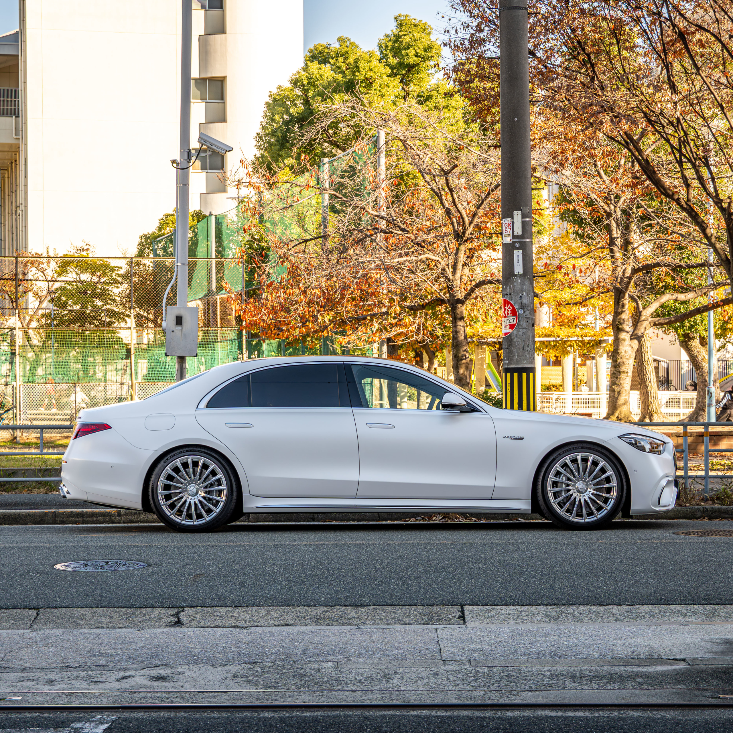 W223 S63 AMG E-Performance×wrapping！！ボンド大阪