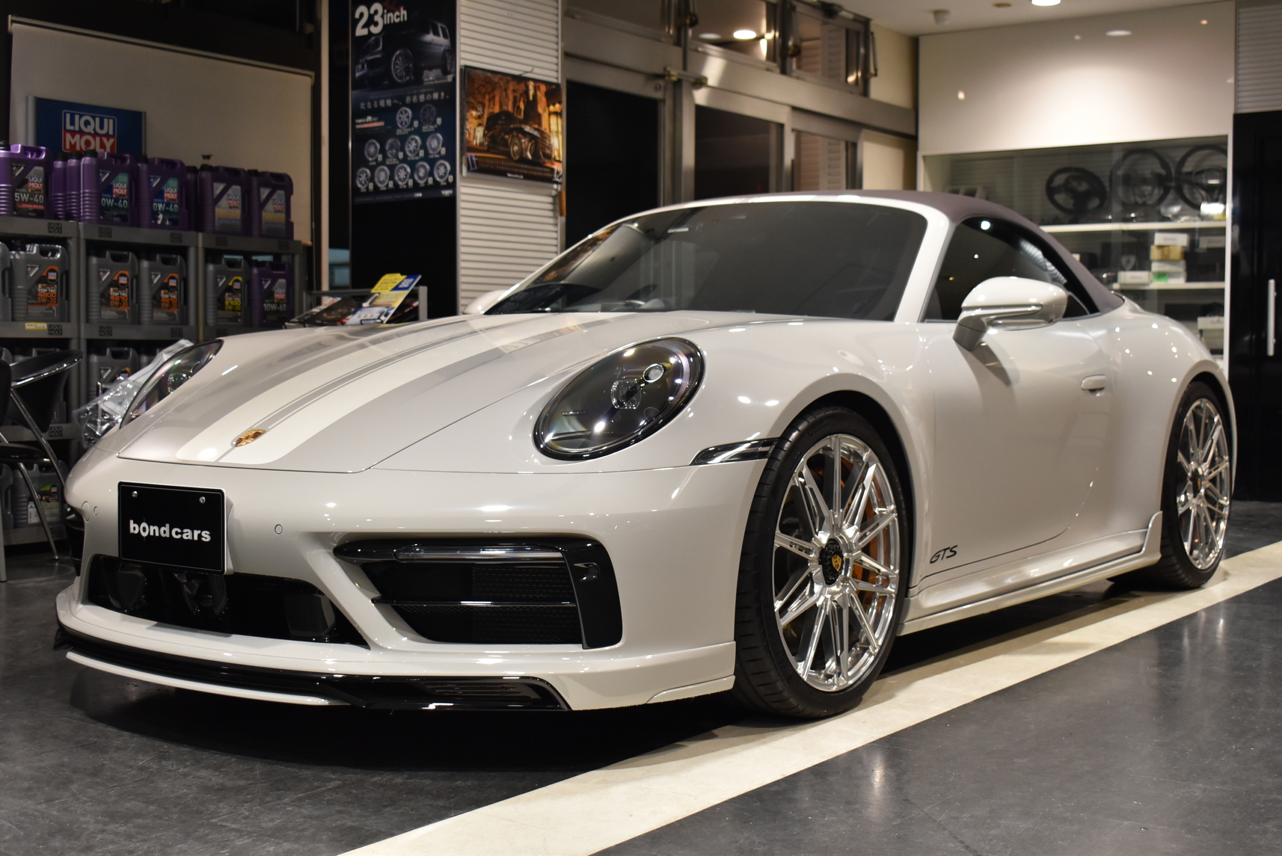 911 Carrera GTS Cabriolet (type 992.1) クレヨン TECHARTエアロ BCForgedアルミ 地デジ ACC LEDヘッドライト BOSEサウンドシステム シートヒーター&ベンチレーション スポーツクロノ&エギゾースト 360°カメラシステム