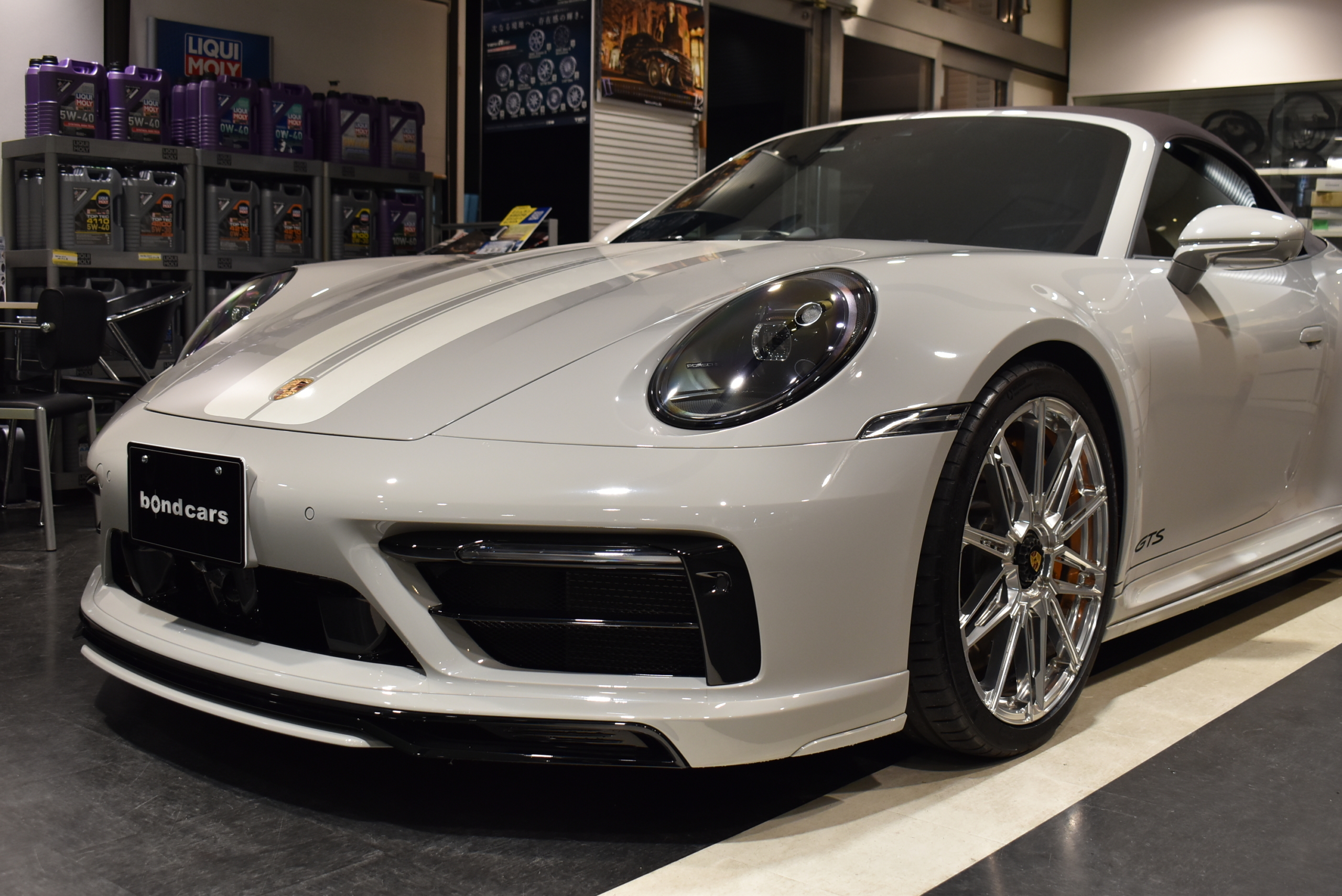 911 Carrera GTS Cabriolet (type 992.1) クレヨン TECHARTエアロ BCForgedアルミ 地デジ ACC LEDヘッドライト BOSEサウンドシステム シートヒーター&ベンチレーション スポーツクロノ&エギゾースト 360°カメラシステム