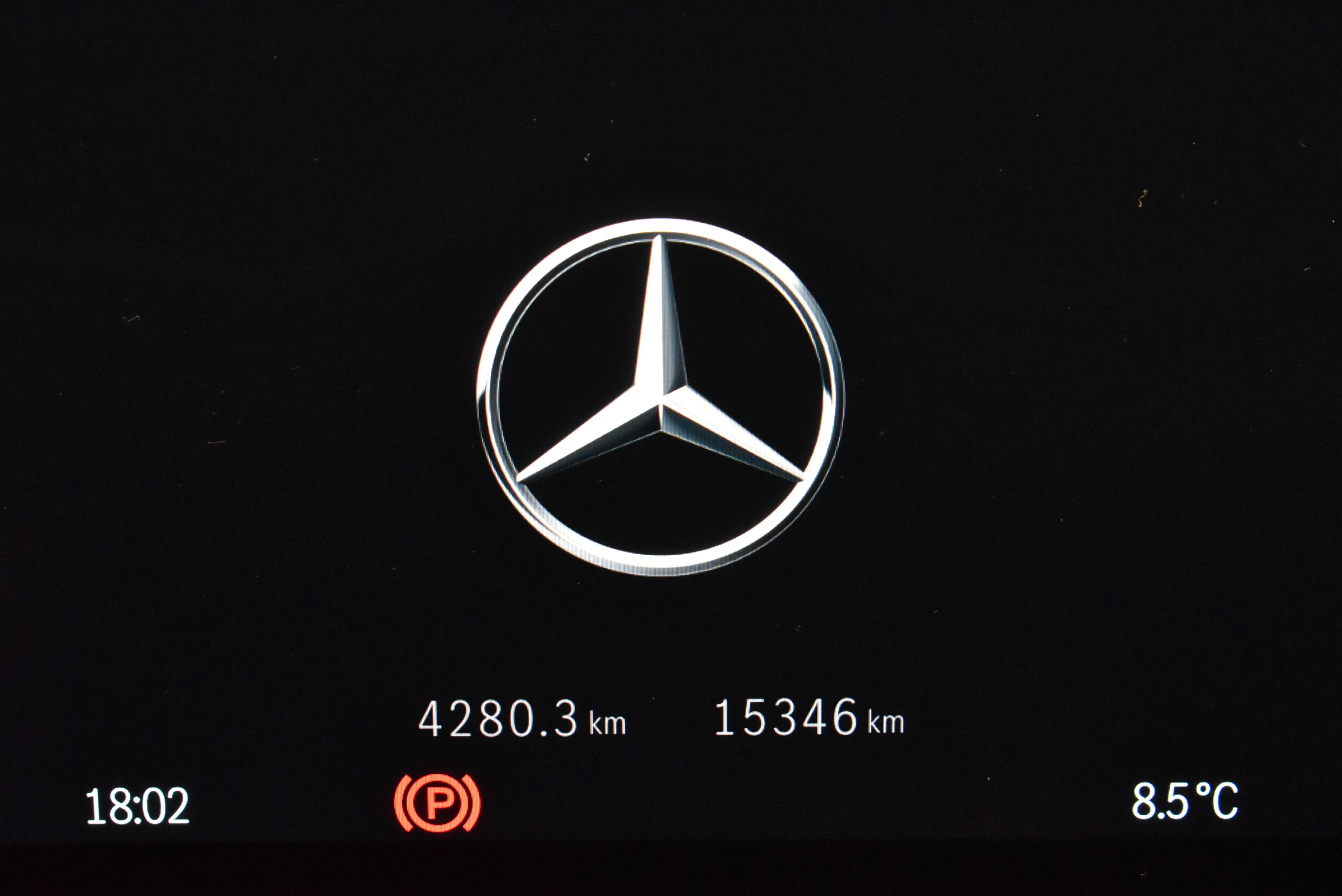 V220dショートボディ　後期モデル　オブシディアンブラック　右ハンドル　AKFORGED20インチ　低ダストパッド　レーダー＆ドライブレコーダー　ウインドウフィルム