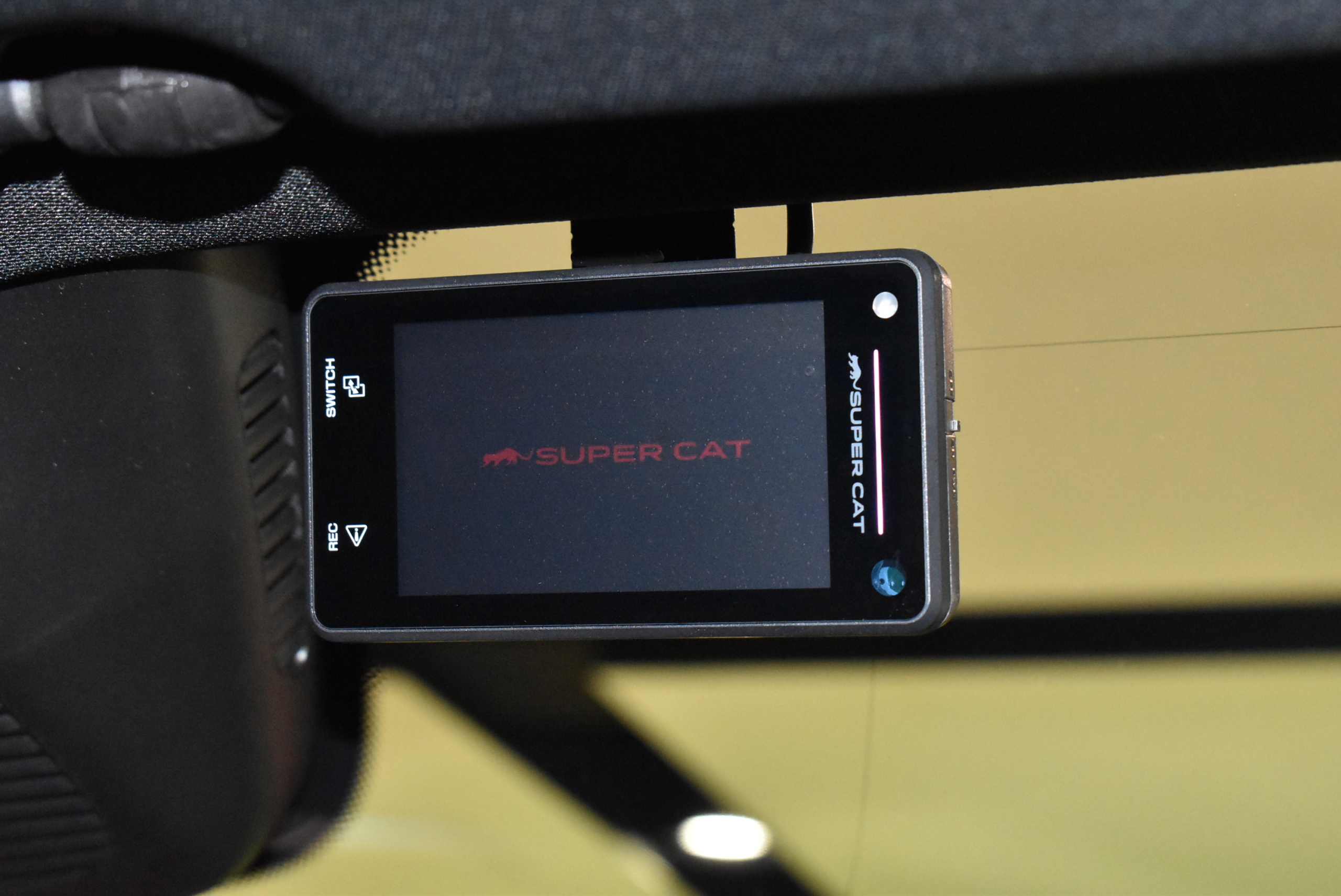 V220dショートボディ　後期モデル　オブシディアンブラック　右ハンドル　AKFORGED20インチ　低ダストパッド　レーダー＆ドライブレコーダー　ウインドウフィルム