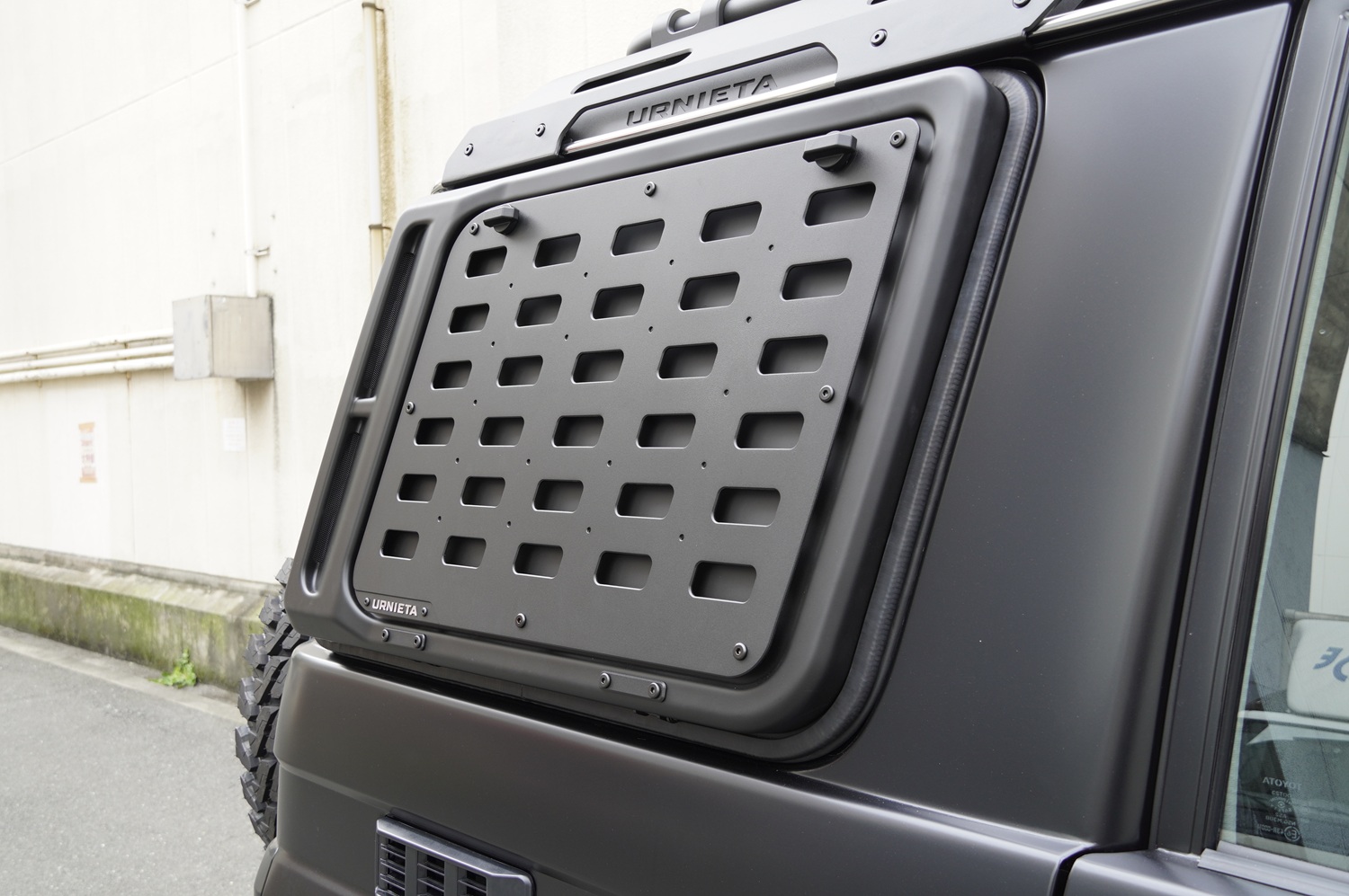 ランドクルーザー70 URNIETA カスタム