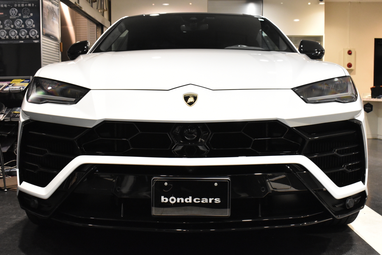 ランボルギーニ　ウルス　ベースグレード　左ハンドル　NEWPRICE車両　V8　bond大阪　ボンドカーズ　ボンドグループ
