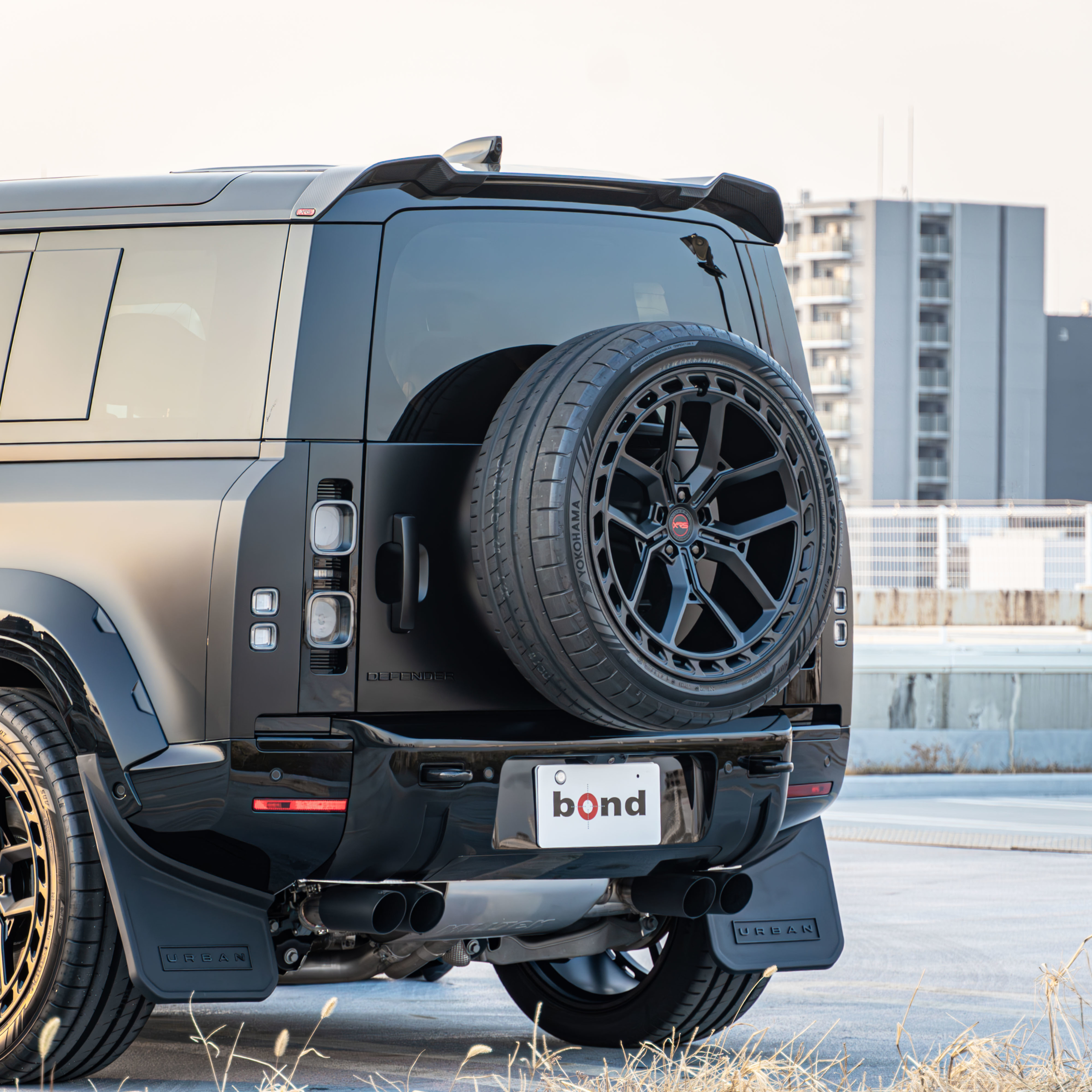 LAND ROVER DIFENDER110×URBAN AUTOMOTIVE XRS kit・INOZETEK PPF ボンド大阪