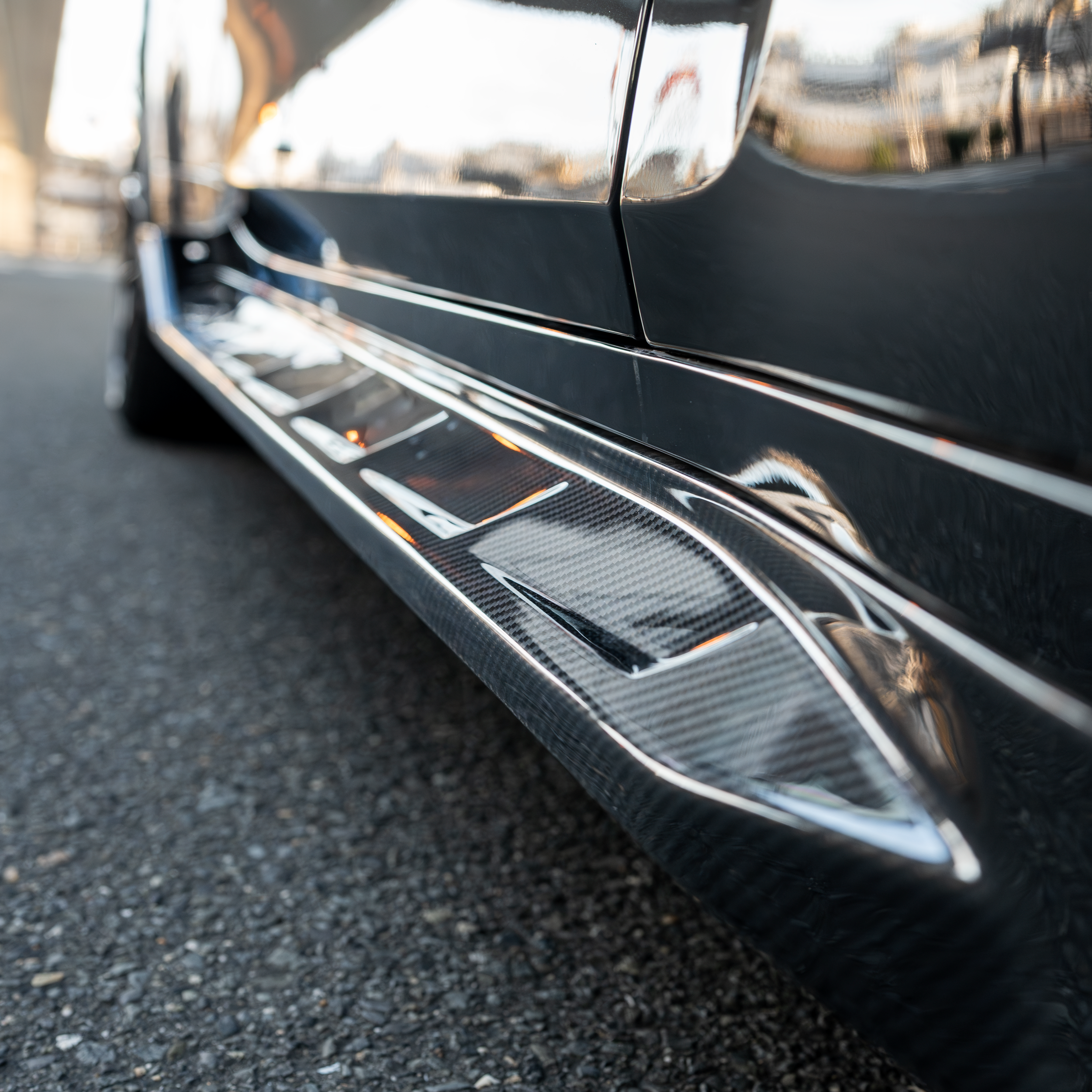 BMW　M4　Xdrive　AEデザイン　エアロ　カスタム　bondstyle　ボンドカーズ　ボンド大阪　ボンドグループ